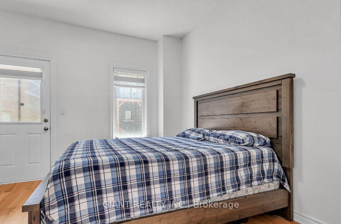 Photo 9 of 15 Quilico Road N, Vaughan, Elder Mills — HOMEH