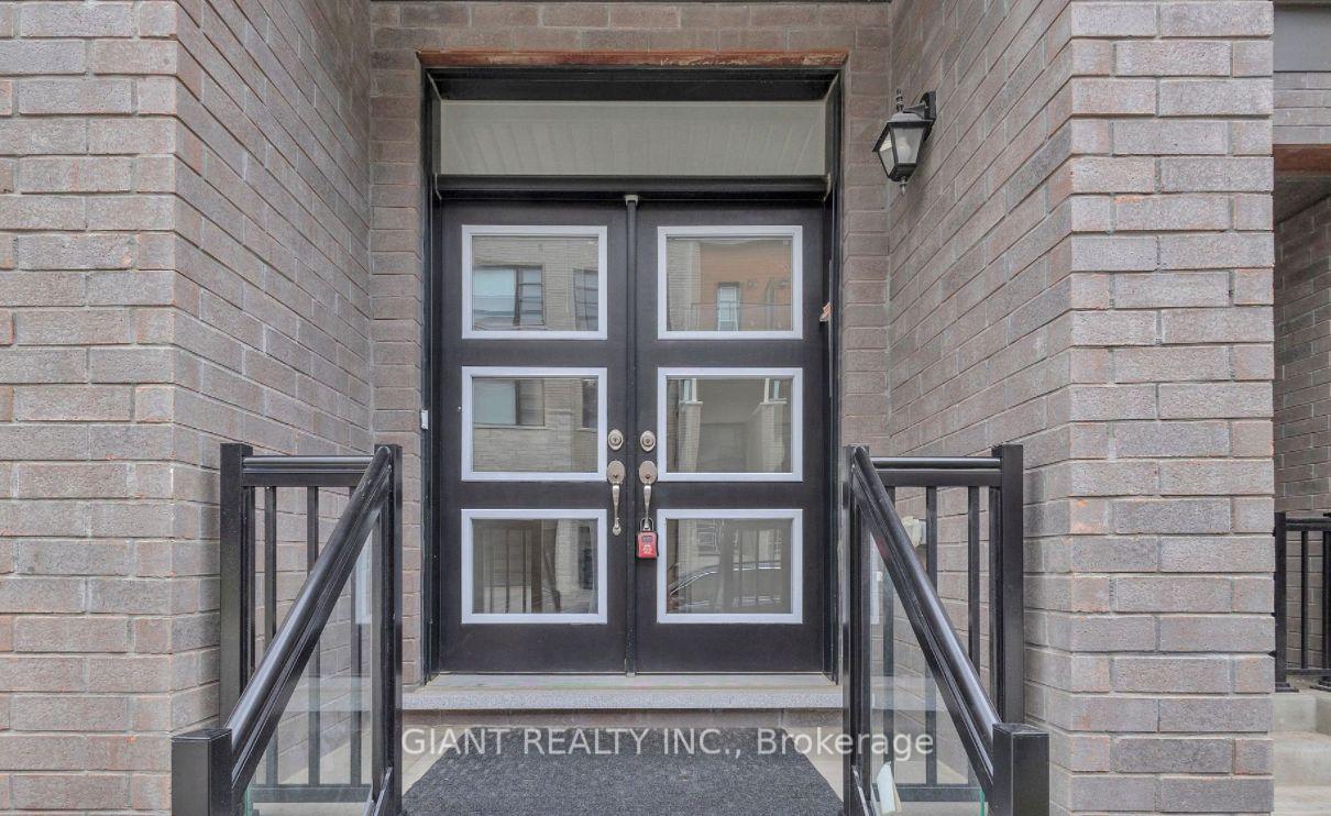 Photo 12 of 15 Quilico Road N, Vaughan, Elder Mills — HOMEH