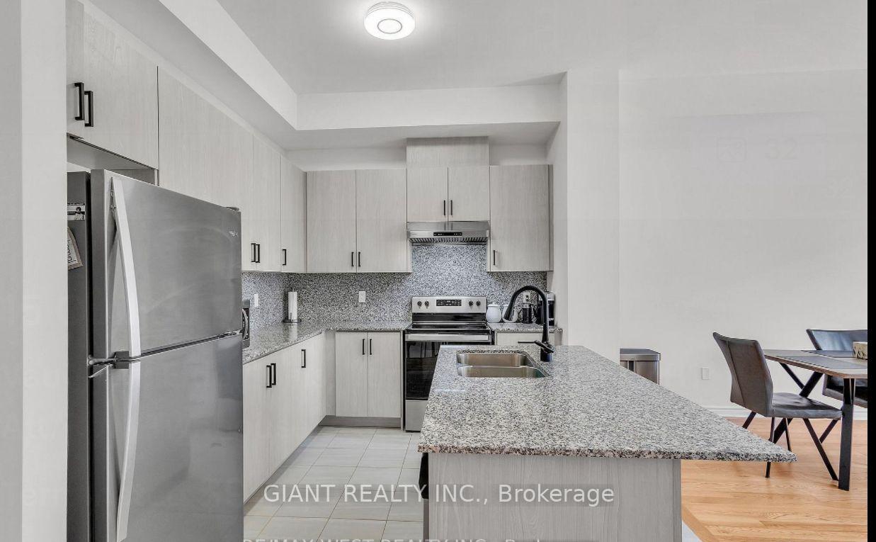 Photo 13 of 15 Quilico Road N, Vaughan, Elder Mills — HOMEH