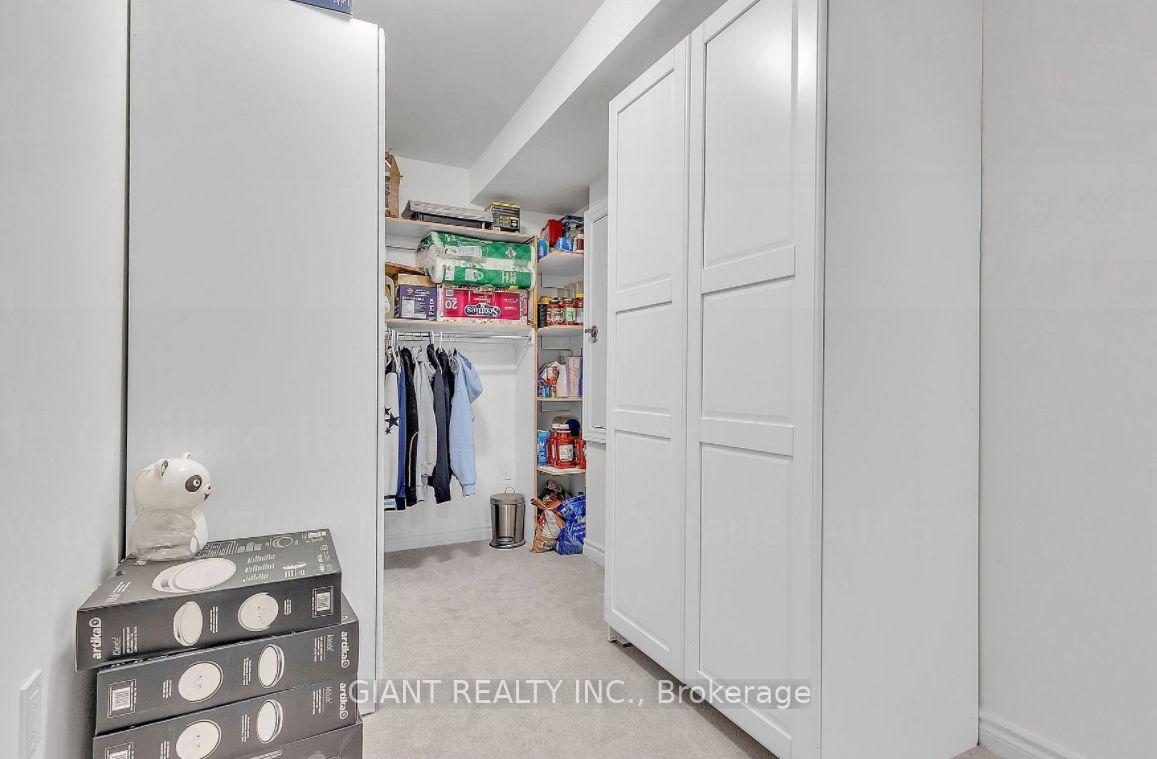 Photo 17 of 15 Quilico Road N, Vaughan, Elder Mills — HOMEH