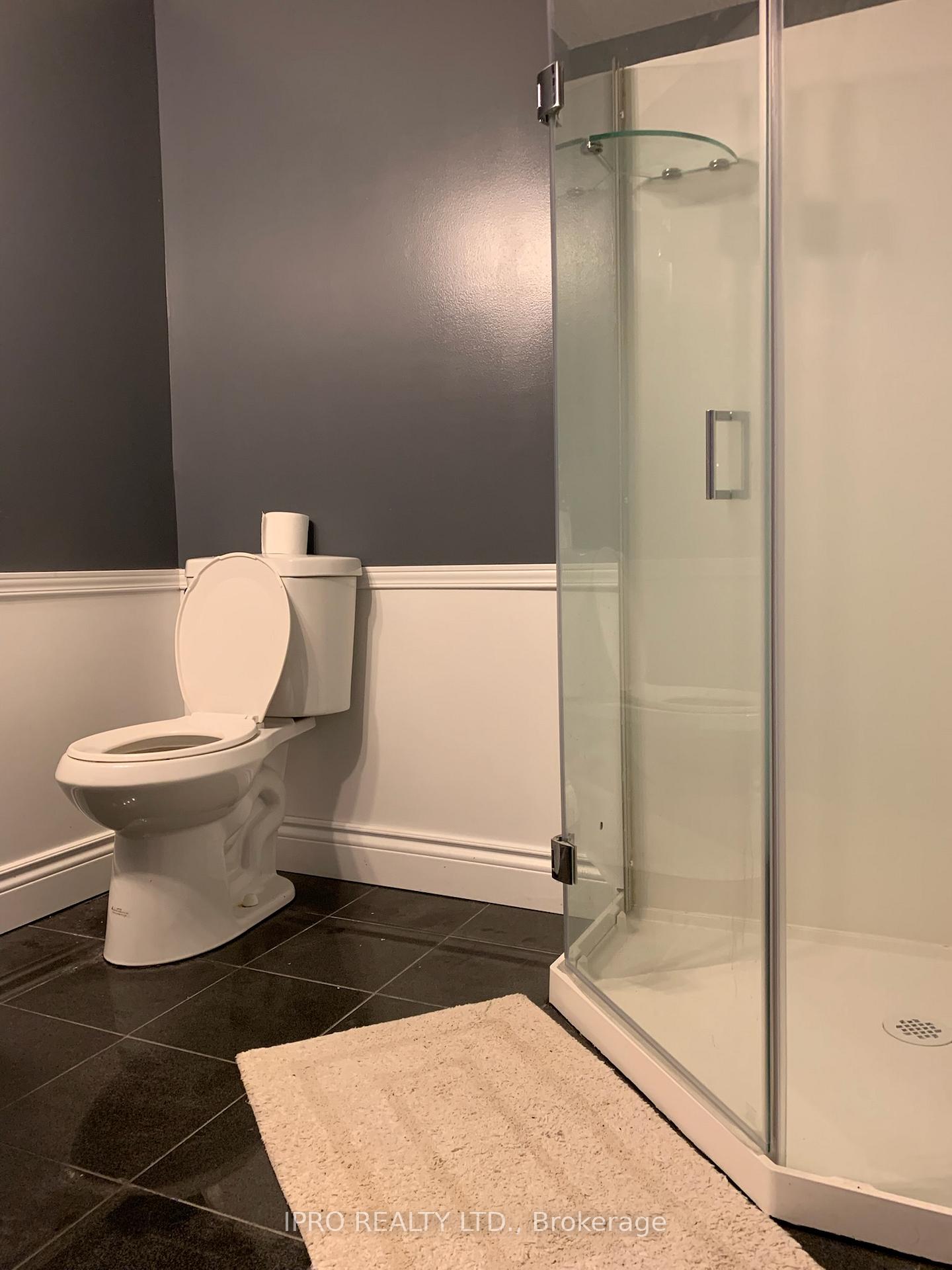 Photo 8 of 748 Munich Circle, Waterloo — HOMEH
