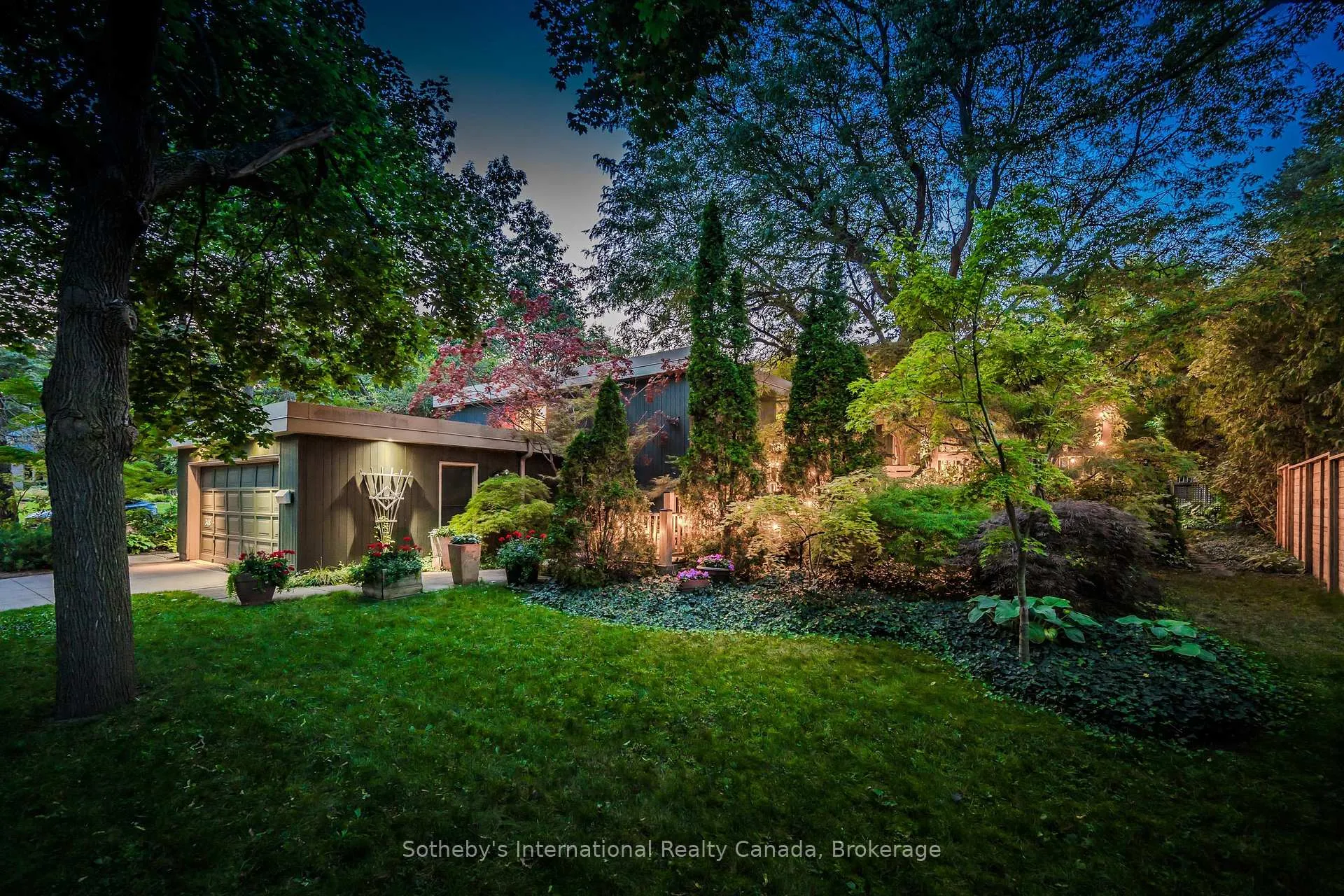 Photo 6 of 348 Browning Place, Waterloo, Beechwood — HOMEH