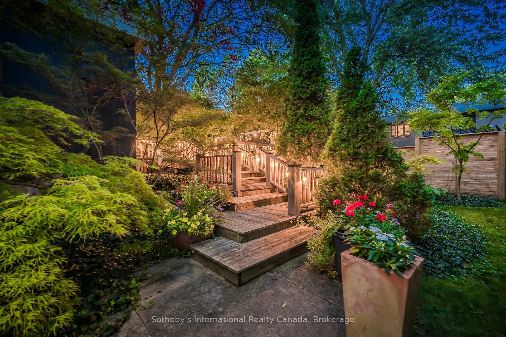 Photo 7 of 348 Browning Place, Waterloo, Beechwood — HOMEH