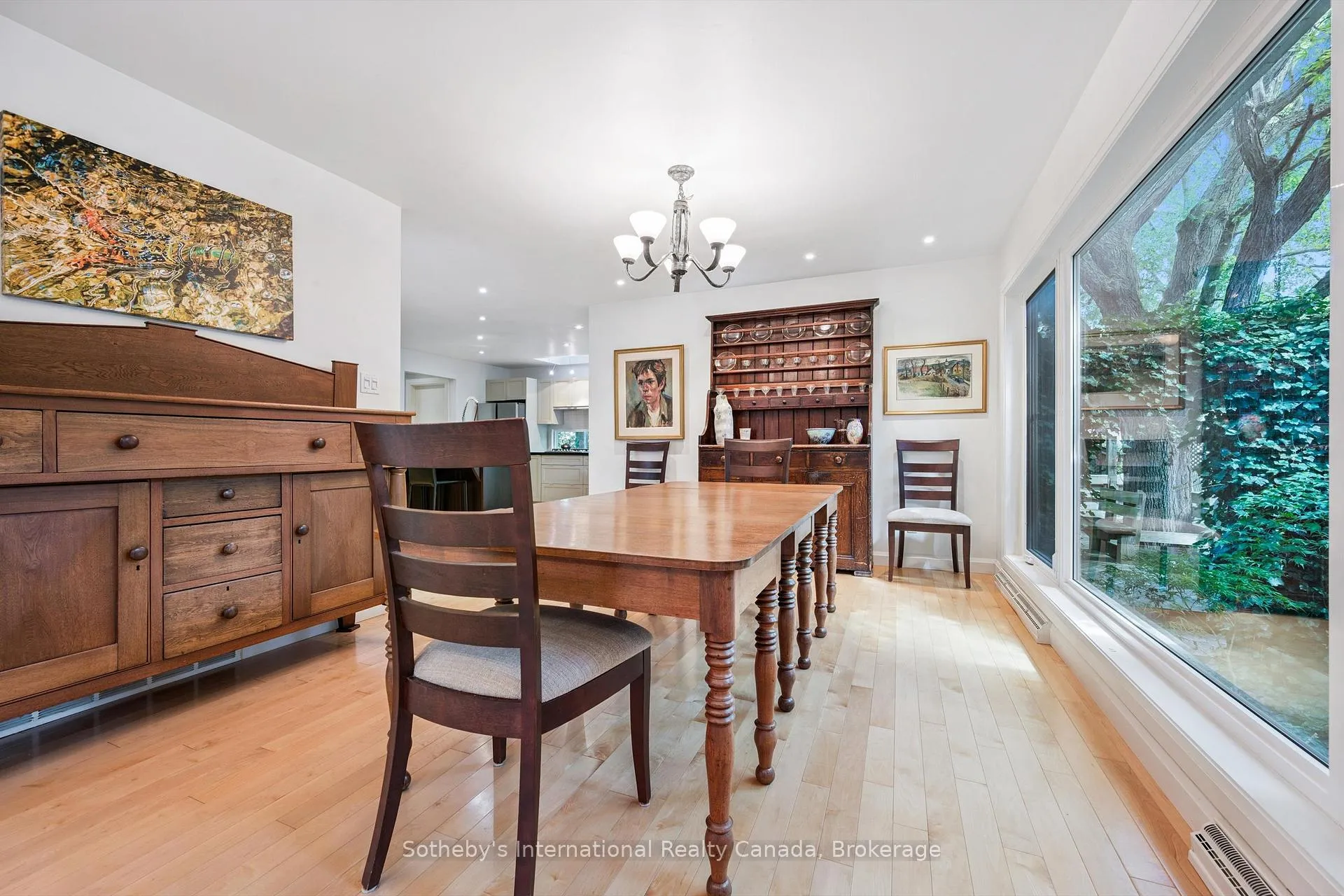 Photo 16 of 348 Browning Place, Waterloo, Beechwood — HOMEH