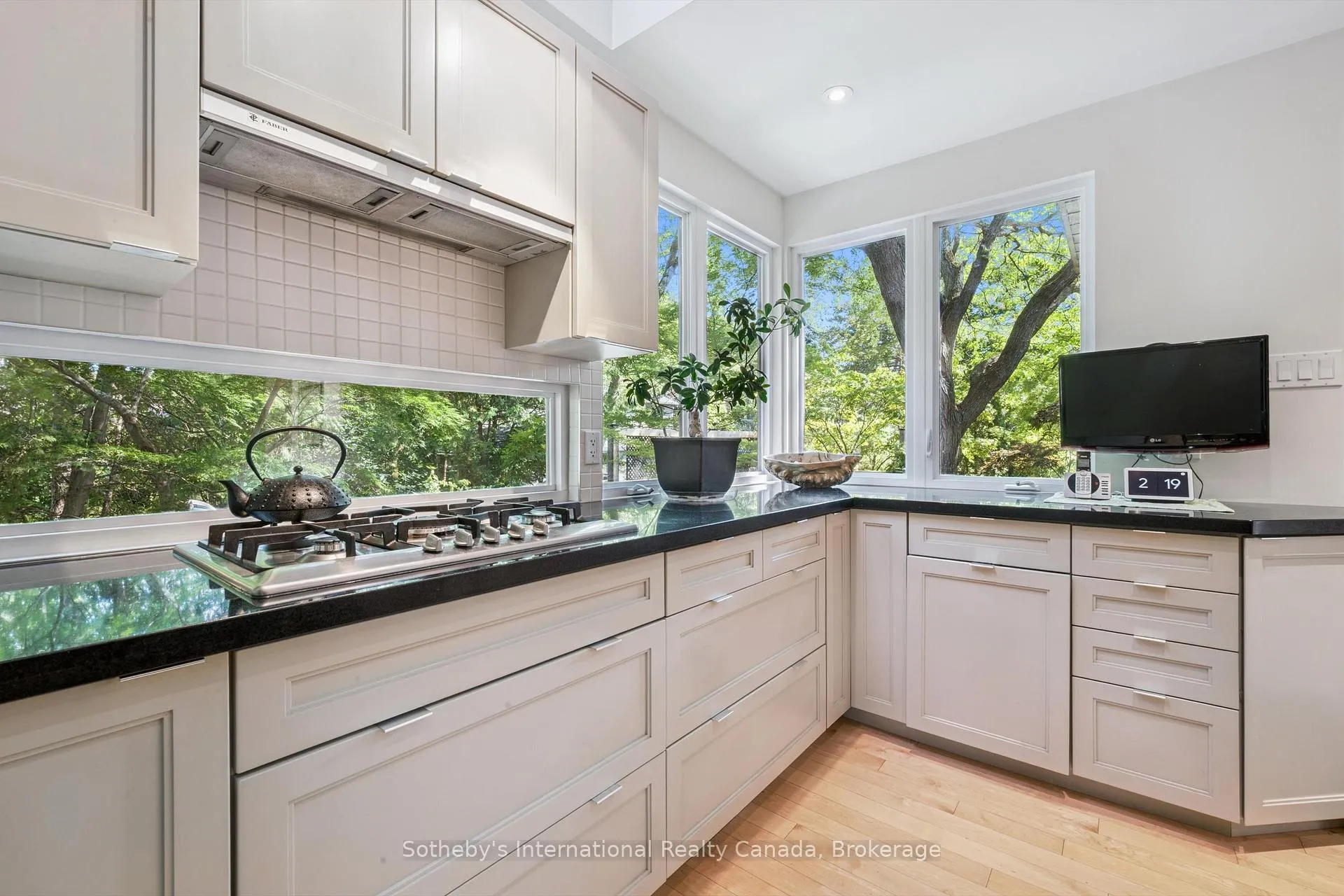 Photo 21 of 348 Browning Place, Waterloo, Beechwood — HOMEH