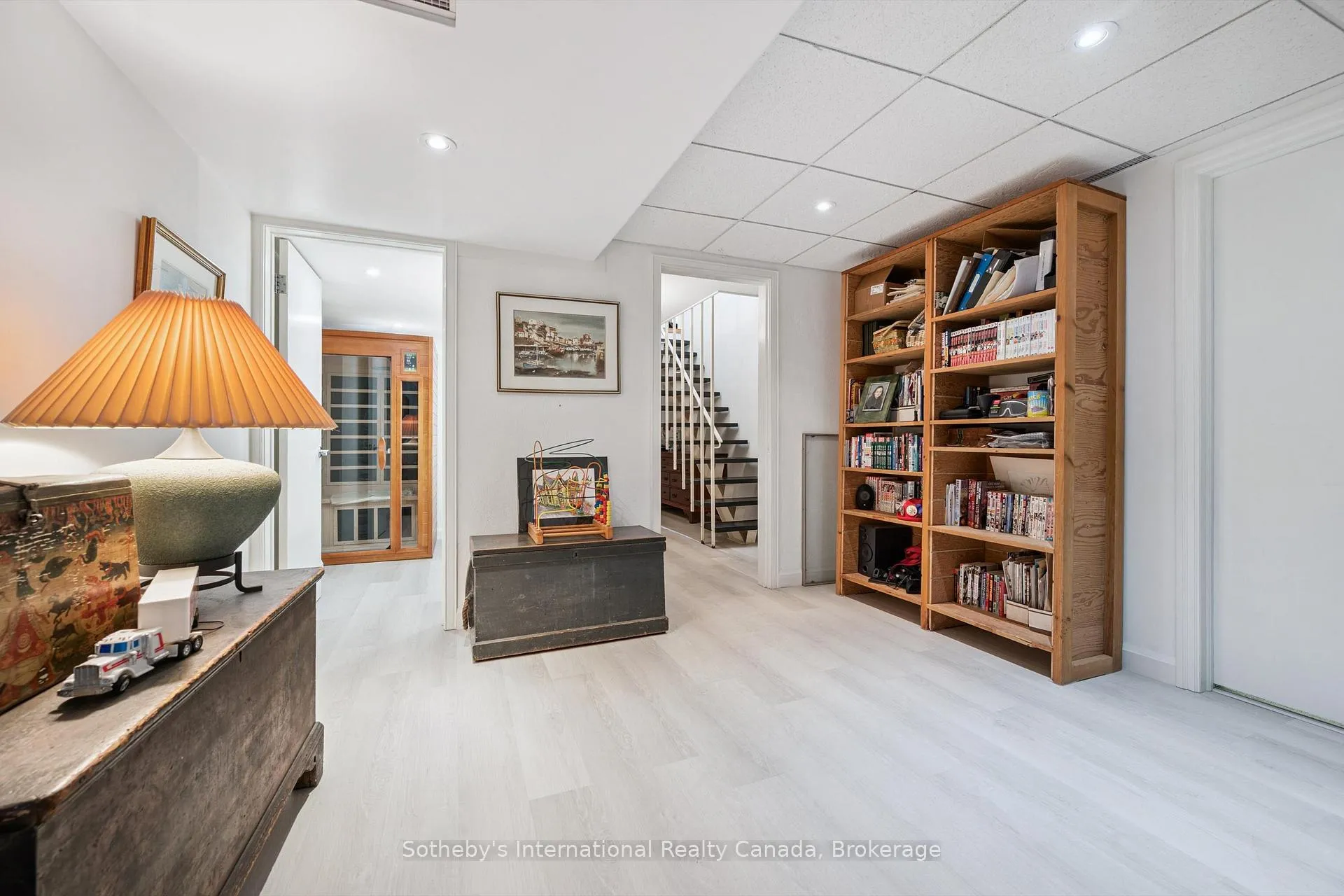 Photo 36 of 348 Browning Place, Waterloo, Beechwood — HOMEH
