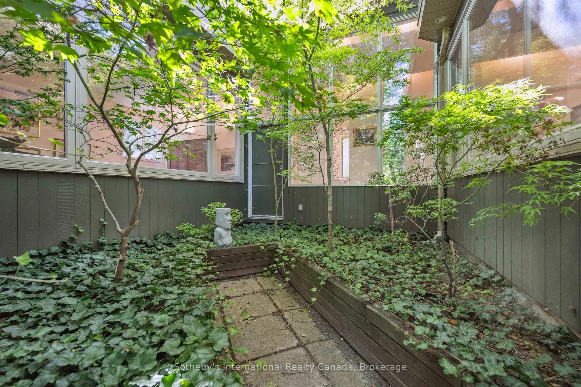 Photo 39 of 348 Browning Place, Waterloo, Beechwood — HOMEH