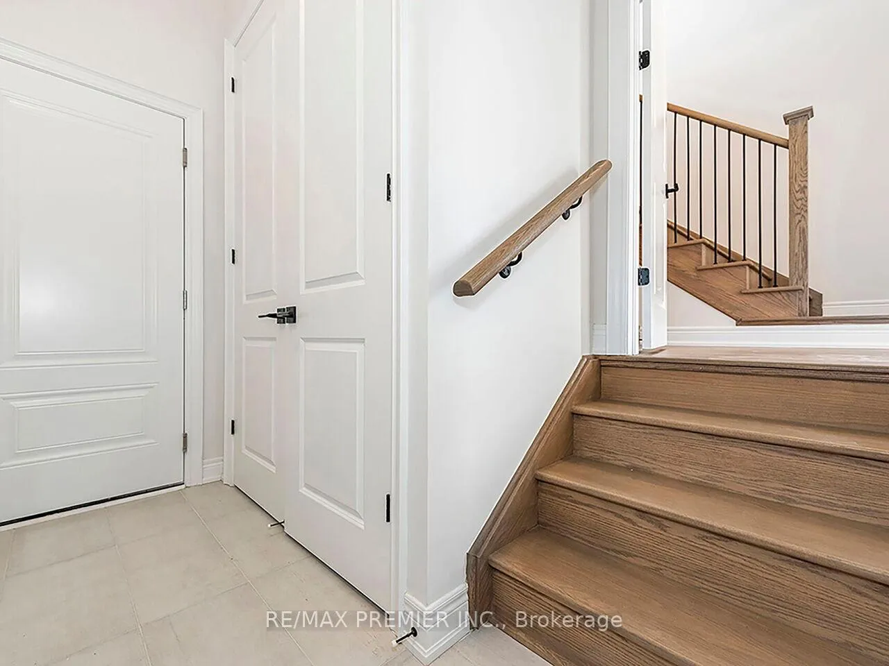 Photo 11 of 46 Gambetta Road, Vaughan, Vellore Village — HOMEH