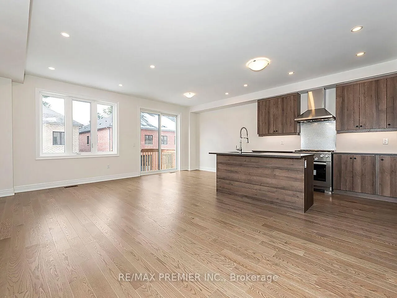 Photo 13 of 46 Gambetta Road, Vaughan, Vellore Village — HOMEH