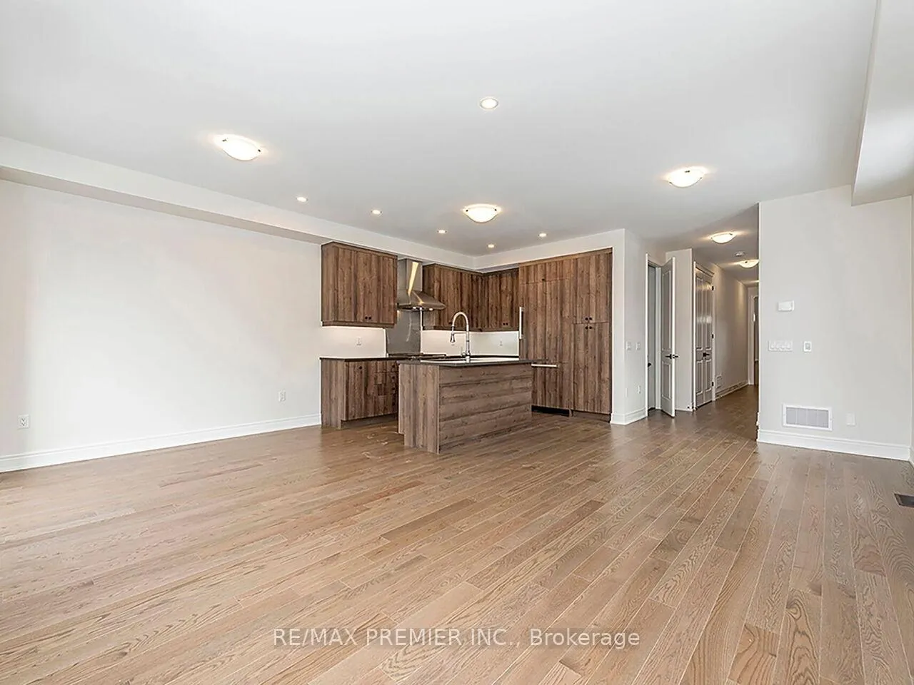 Photo 14 of 46 Gambetta Road, Vaughan, Vellore Village — HOMEH
