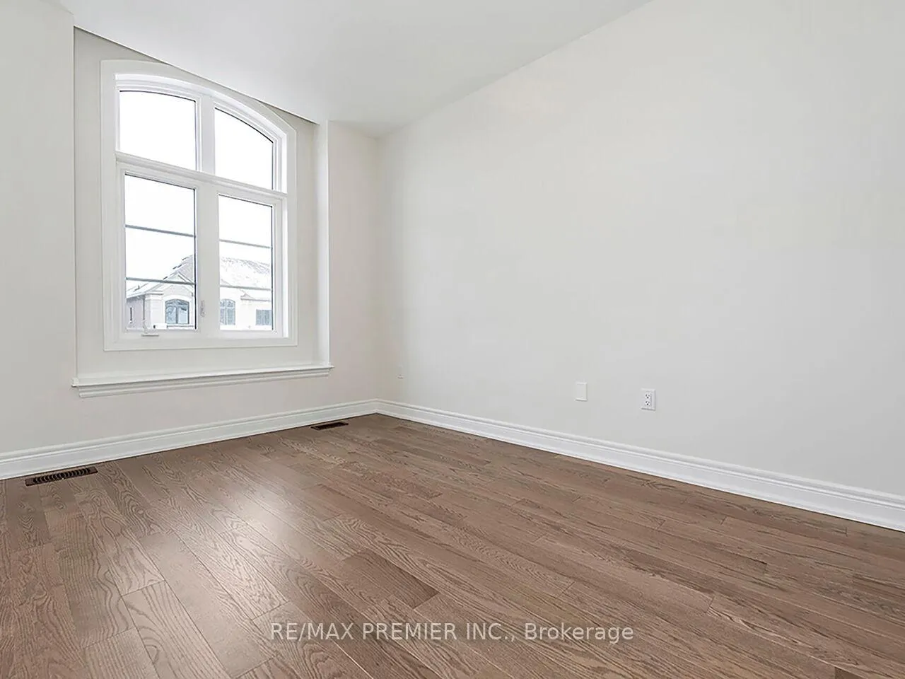 Photo 28 of 46 Gambetta Road, Vaughan, Vellore Village — HOMEH