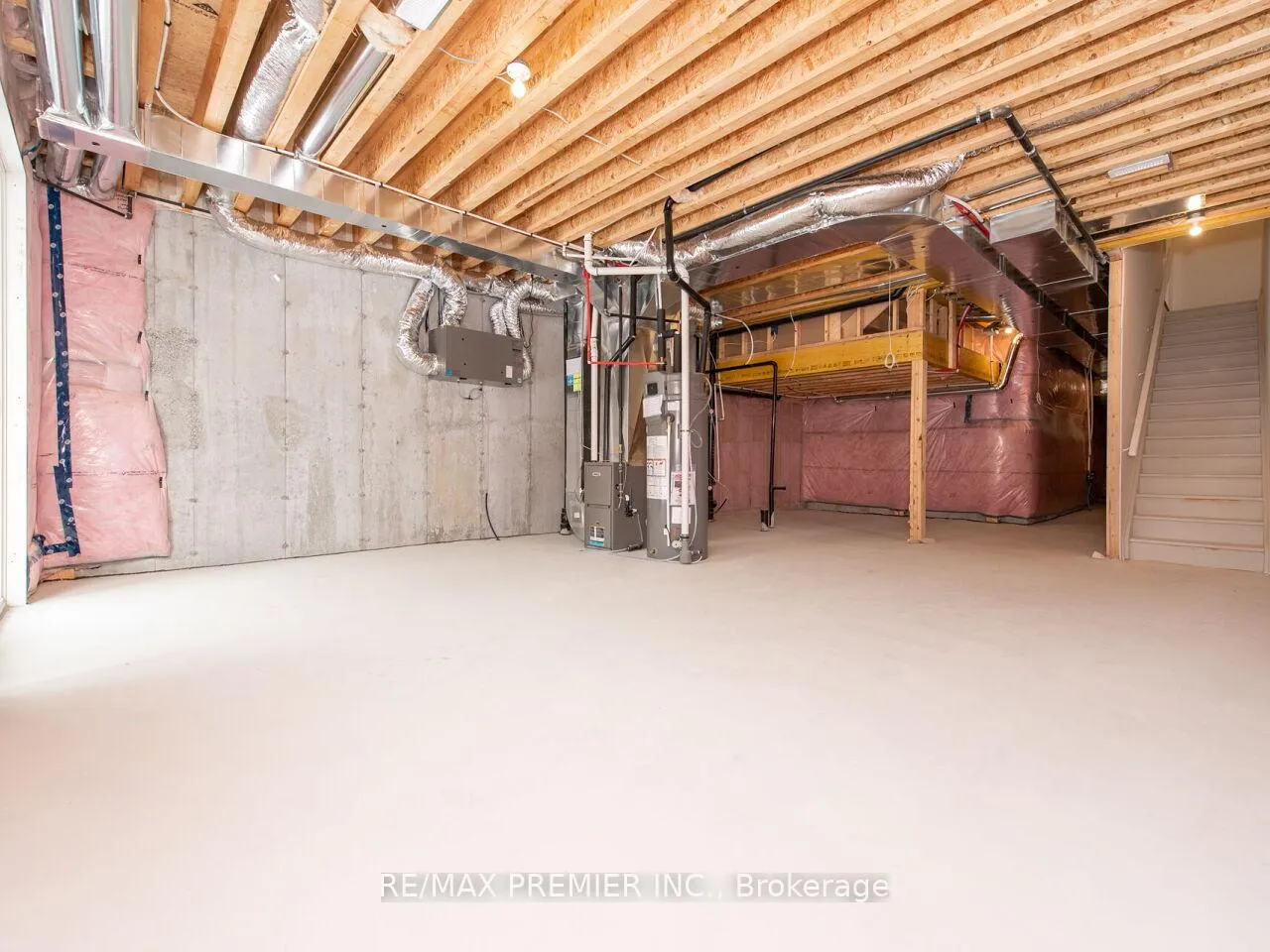 Photo 39 of 46 Gambetta Road, Vaughan, Vellore Village — HOMEH