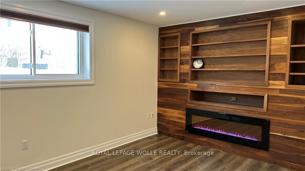 Photo 14 of 578 Mount Anne Drive, Waterloo — HOMEH