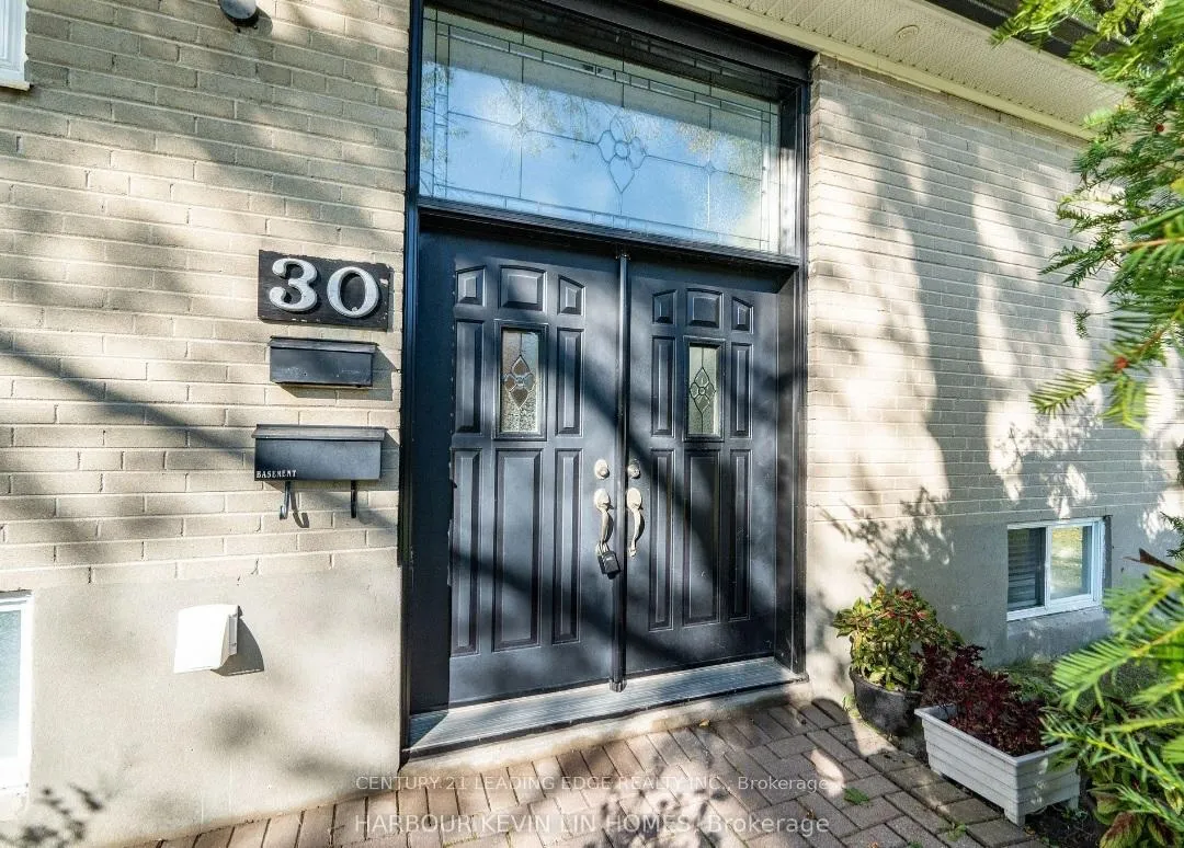 Photo 6 of Unit BSMT, 30 Foreht Crescent, Aurora, Aurora Heights — HOMEH