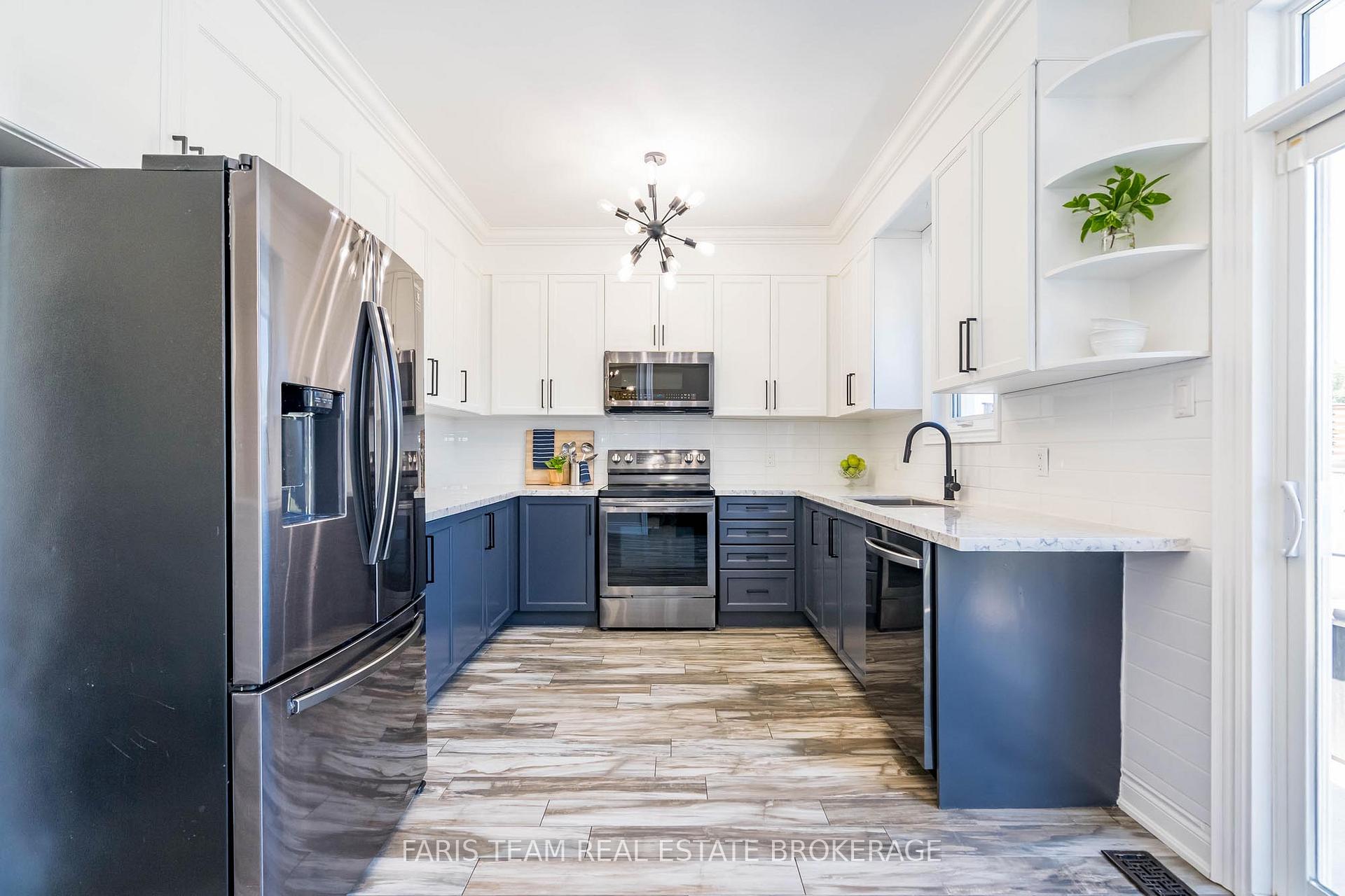 Photo 7 of 53 Christy Drive, Wasaga Beach — HOMEH