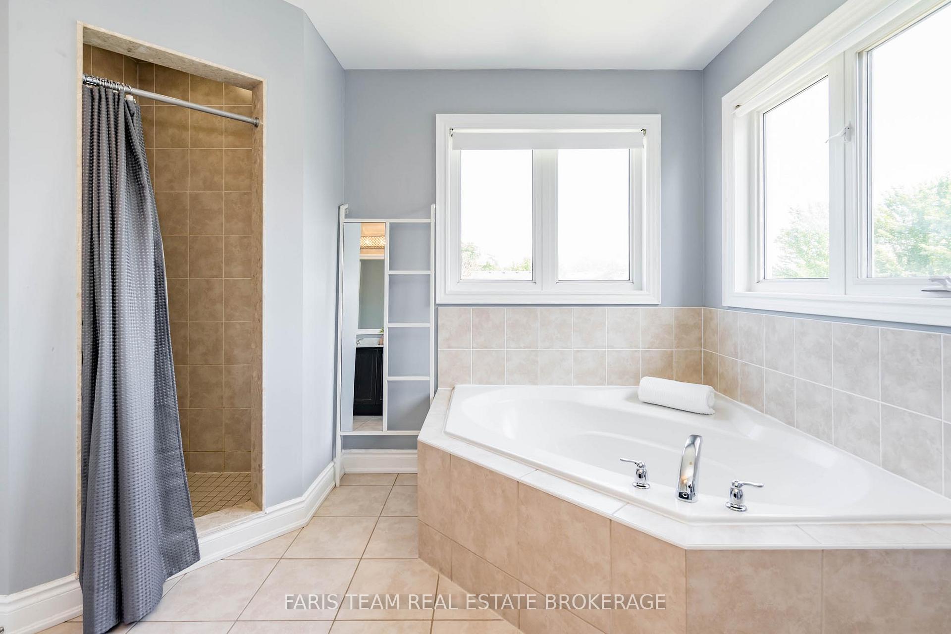 Photo 19 of 53 Christy Drive, Wasaga Beach — HOMEH