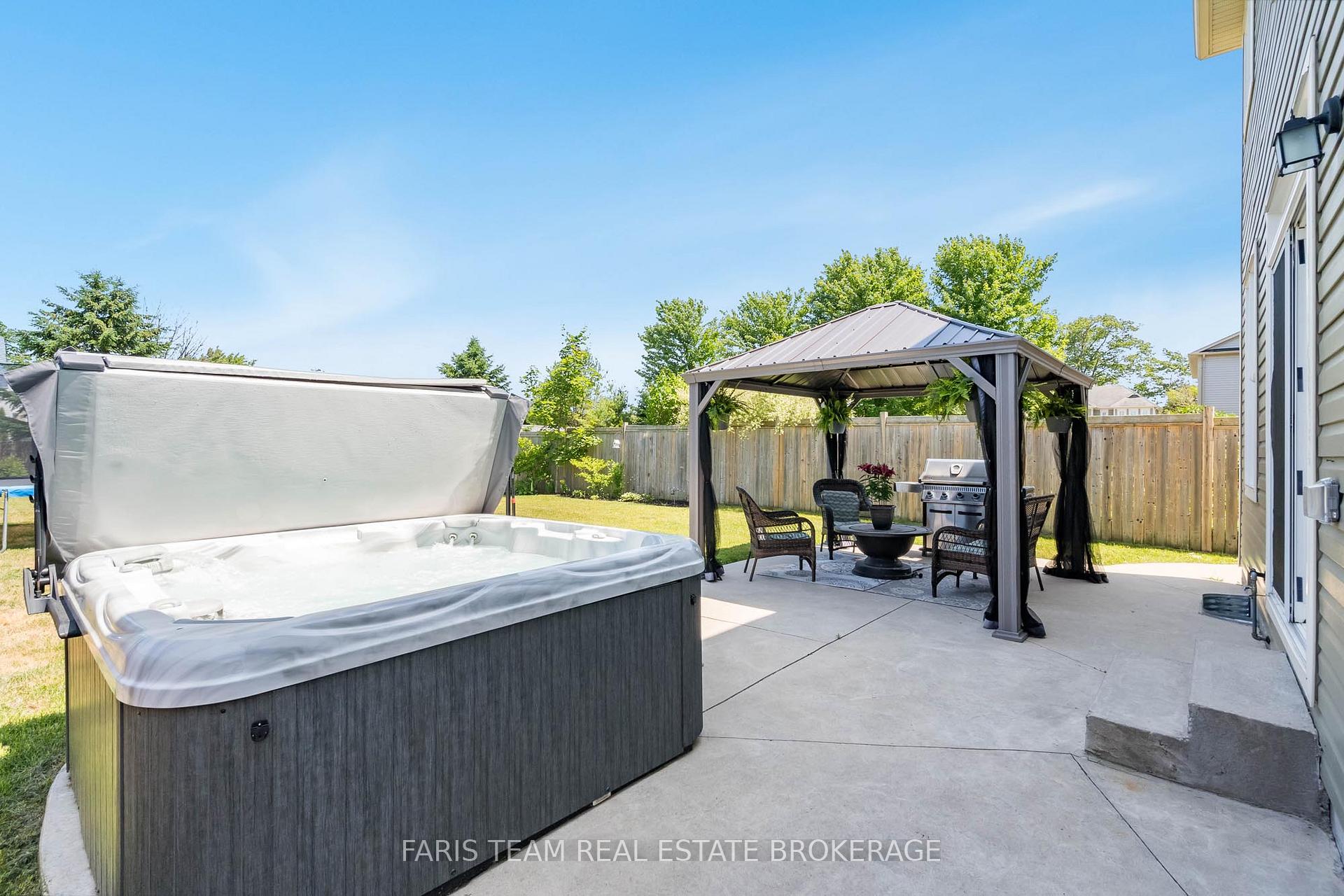 Photo 27 of 53 Christy Drive, Wasaga Beach — HOMEH