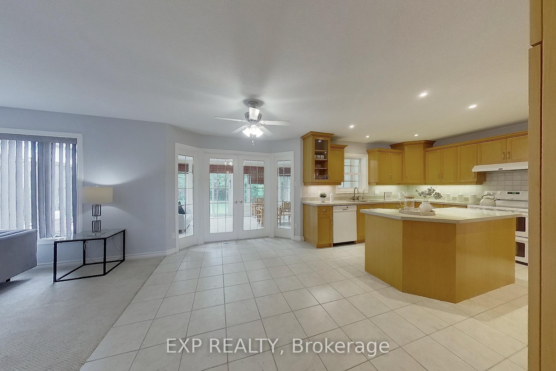 Photo 8 of 517 Buckingham Boulevard, Waterloo — HOMEH