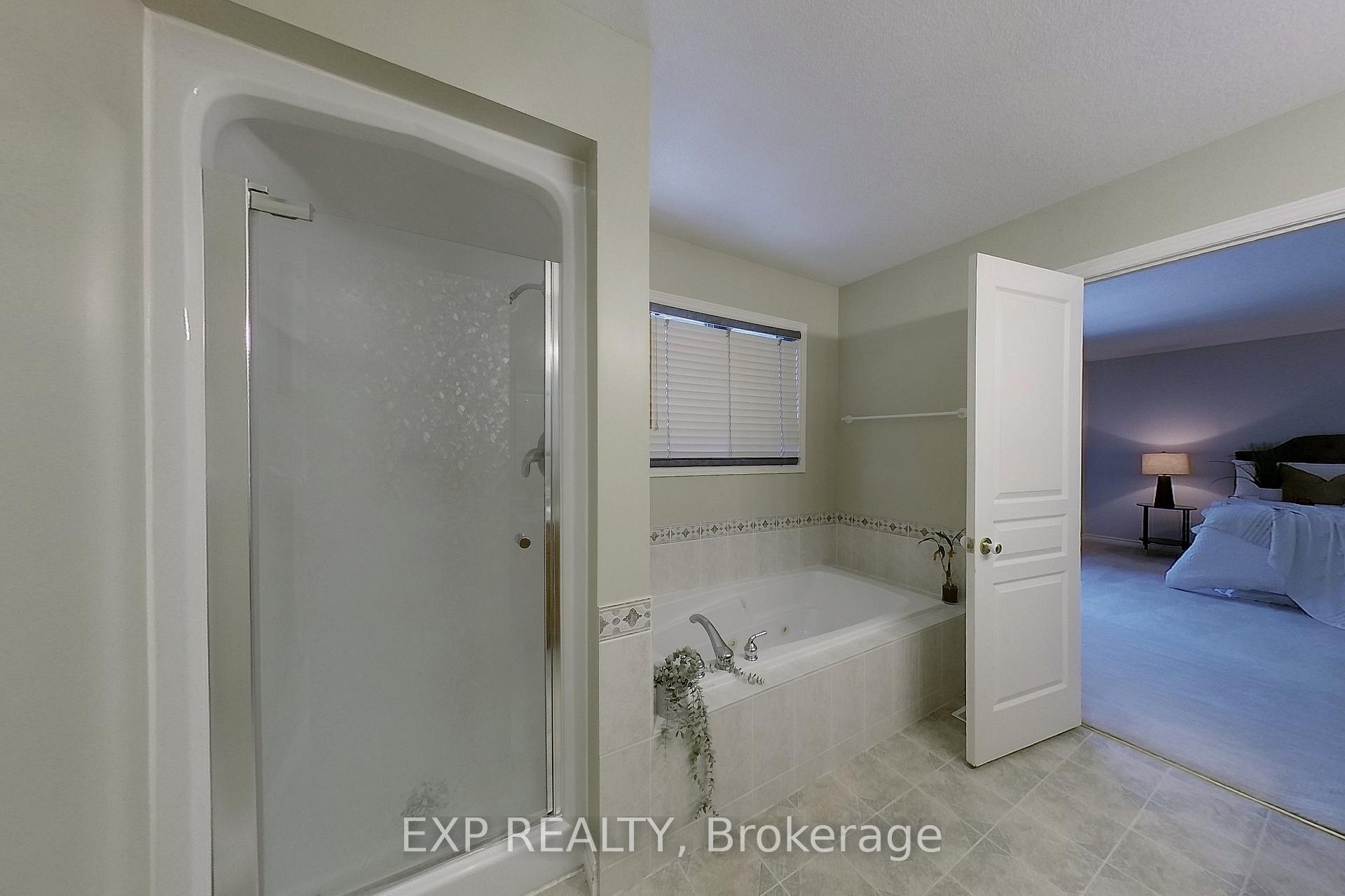 Photo 26 of 517 Buckingham Boulevard, Waterloo — HOMEH