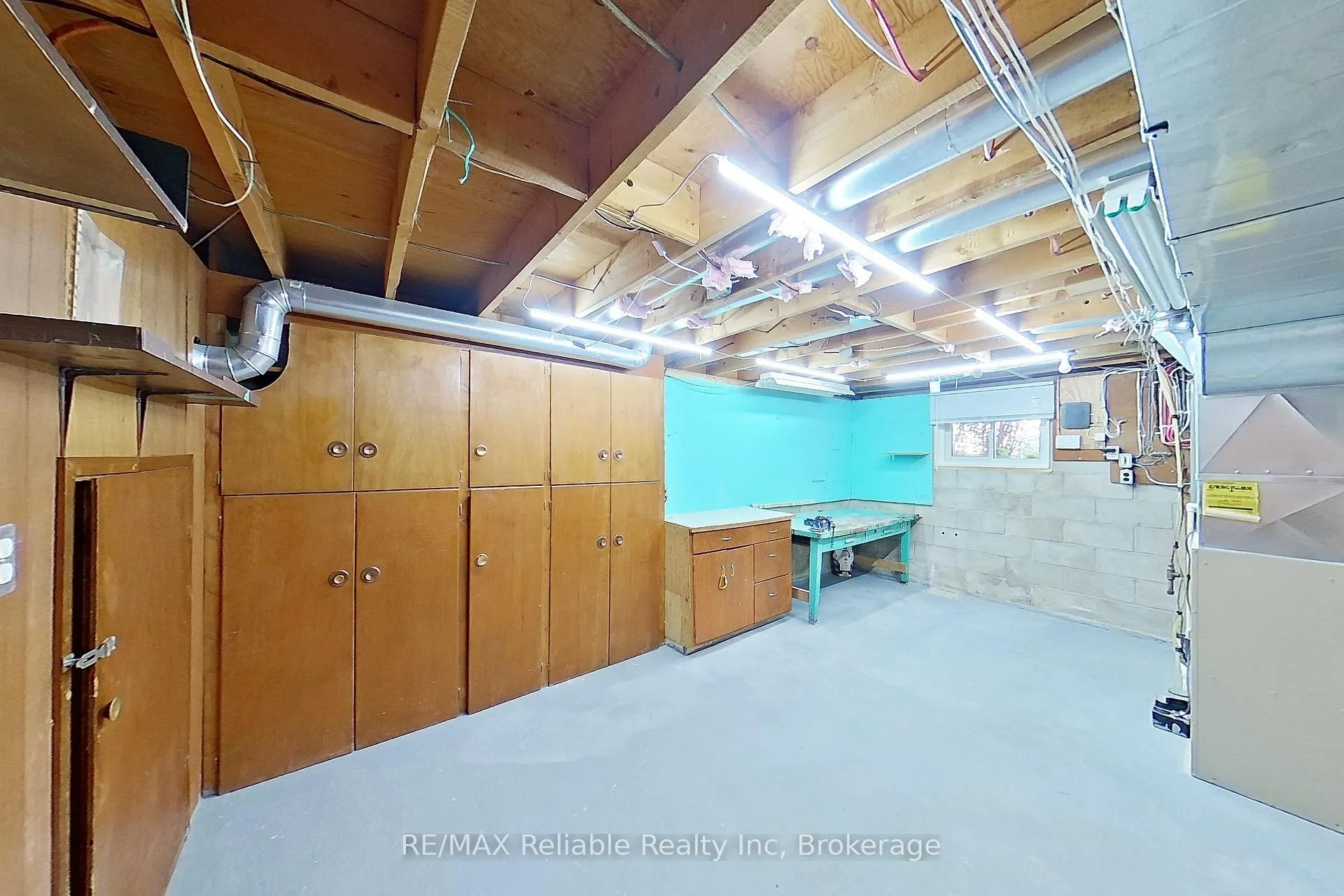 Photo 30 of 439 Queen Street E, Wellington North, Mount Forest — HOMEH