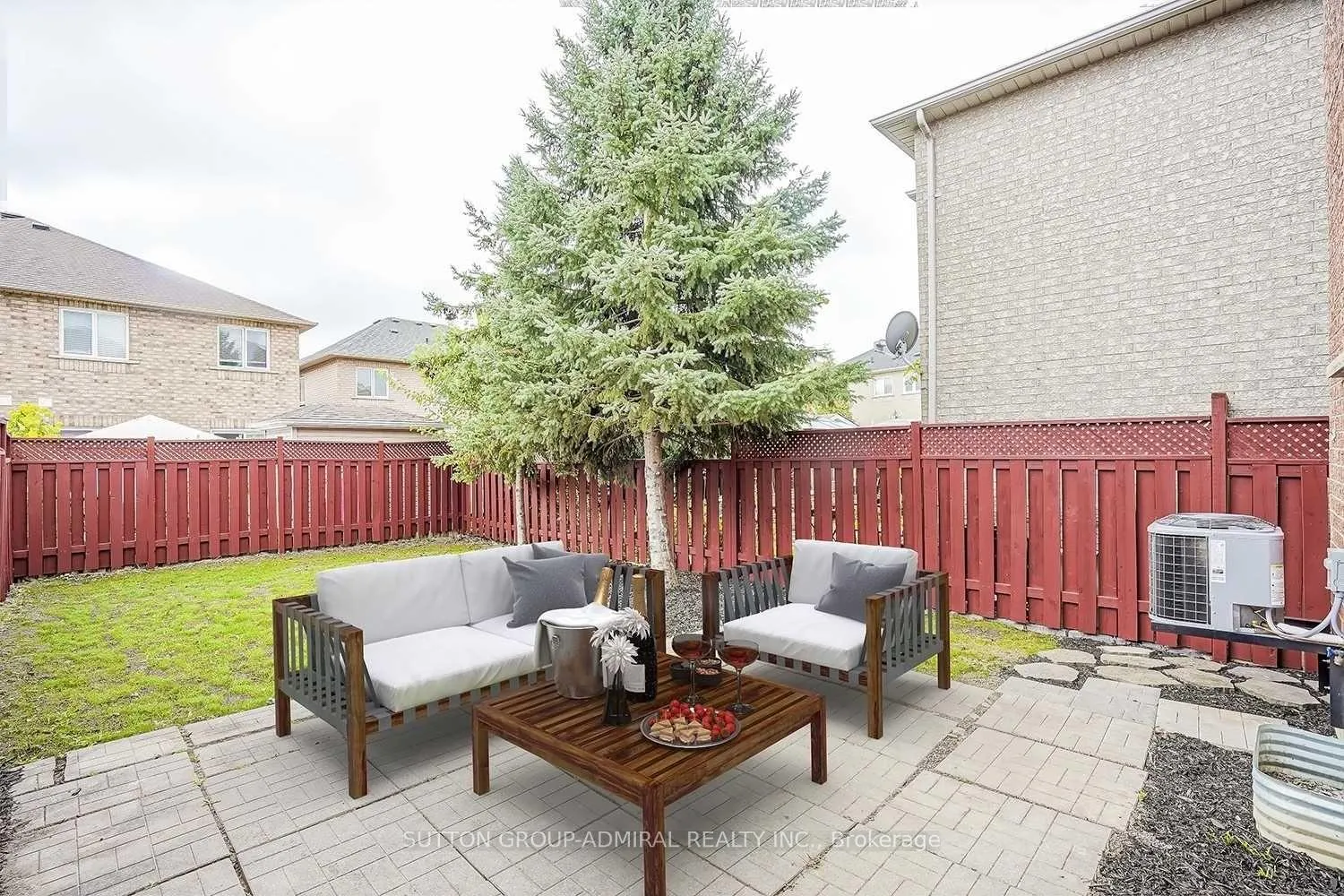 Photo 2 of 62 Agostino Crescent, Vaughan, Patterson — HOMEH