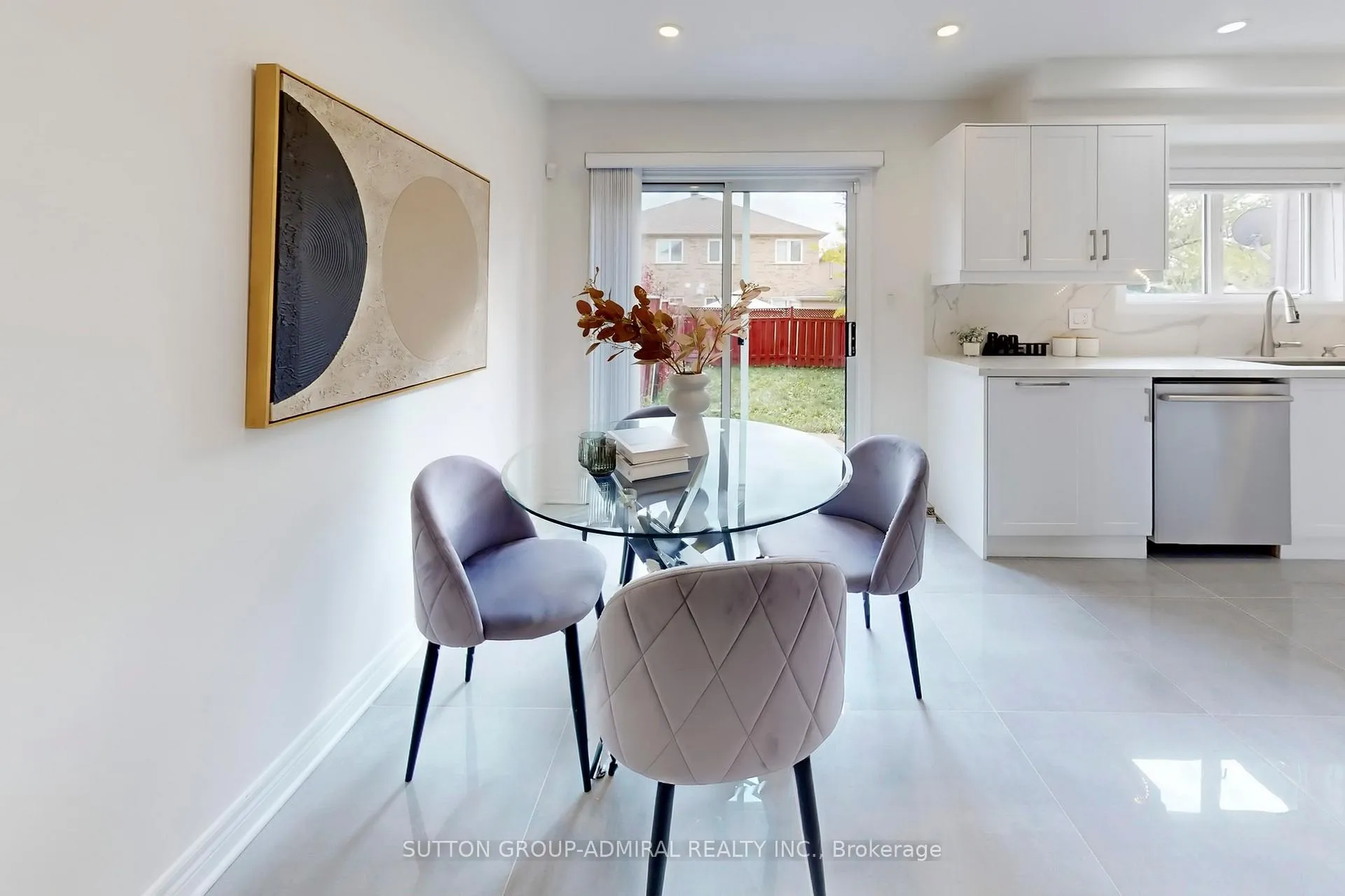 Photo 13 of 62 Agostino Crescent, Vaughan, Patterson — HOMEH