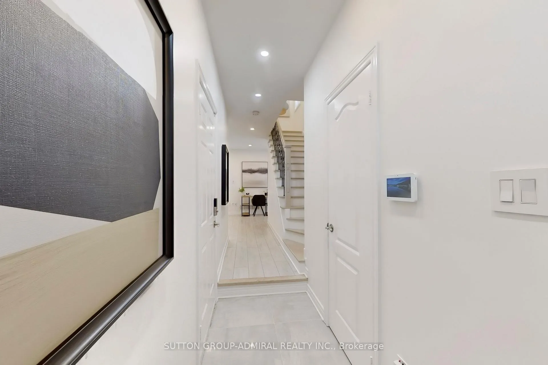 Photo 18 of 62 Agostino Crescent, Vaughan, Patterson — HOMEH