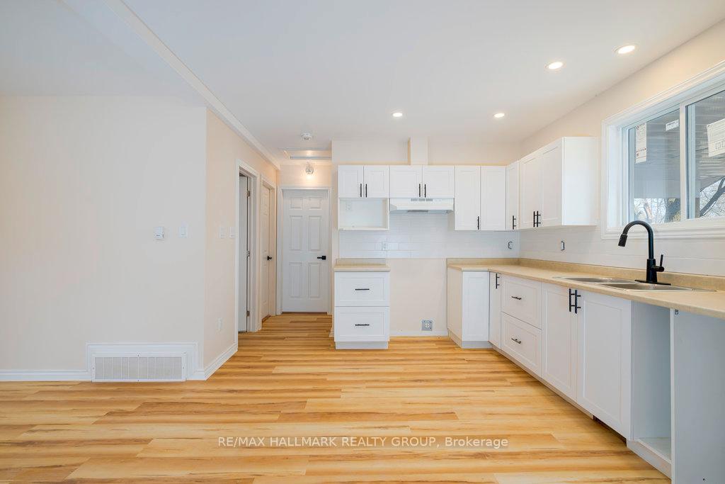 Photo 10 of 50 Carss Street, Arnprior — HOMEH