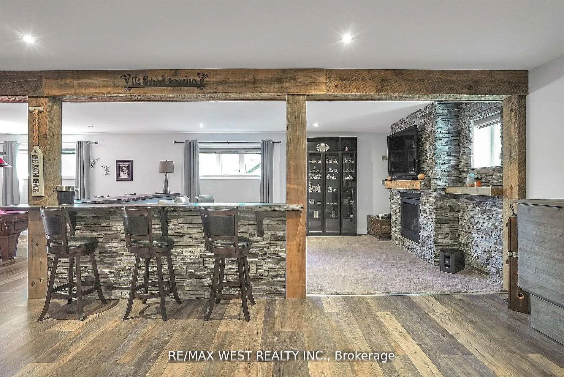 Photo 20 of 44 Starboard Circle, Wasaga Beach — HOMEH