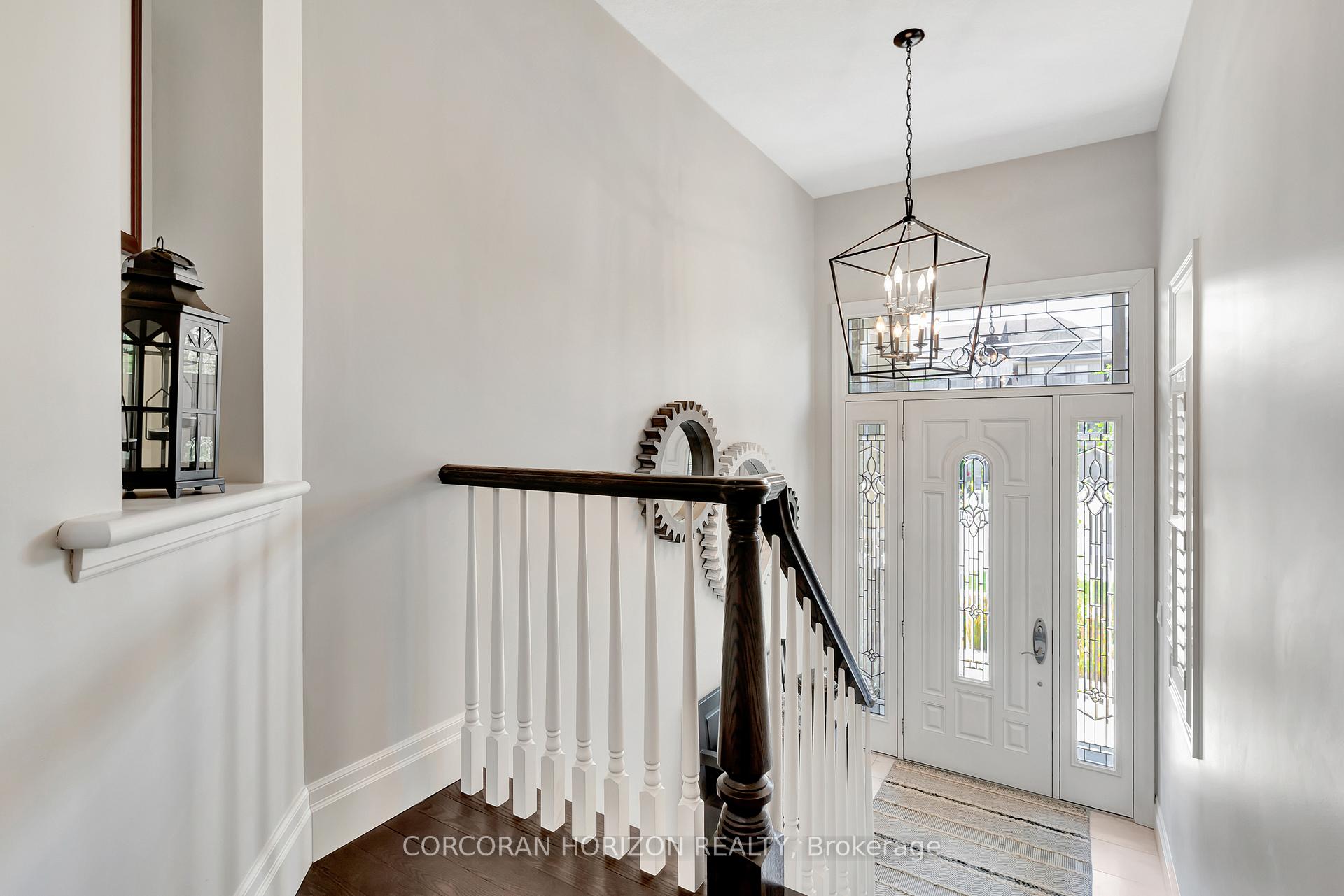 Photo 5 of 136 Oak Park Drive, Waterloo, Eastbridge — HOMEH