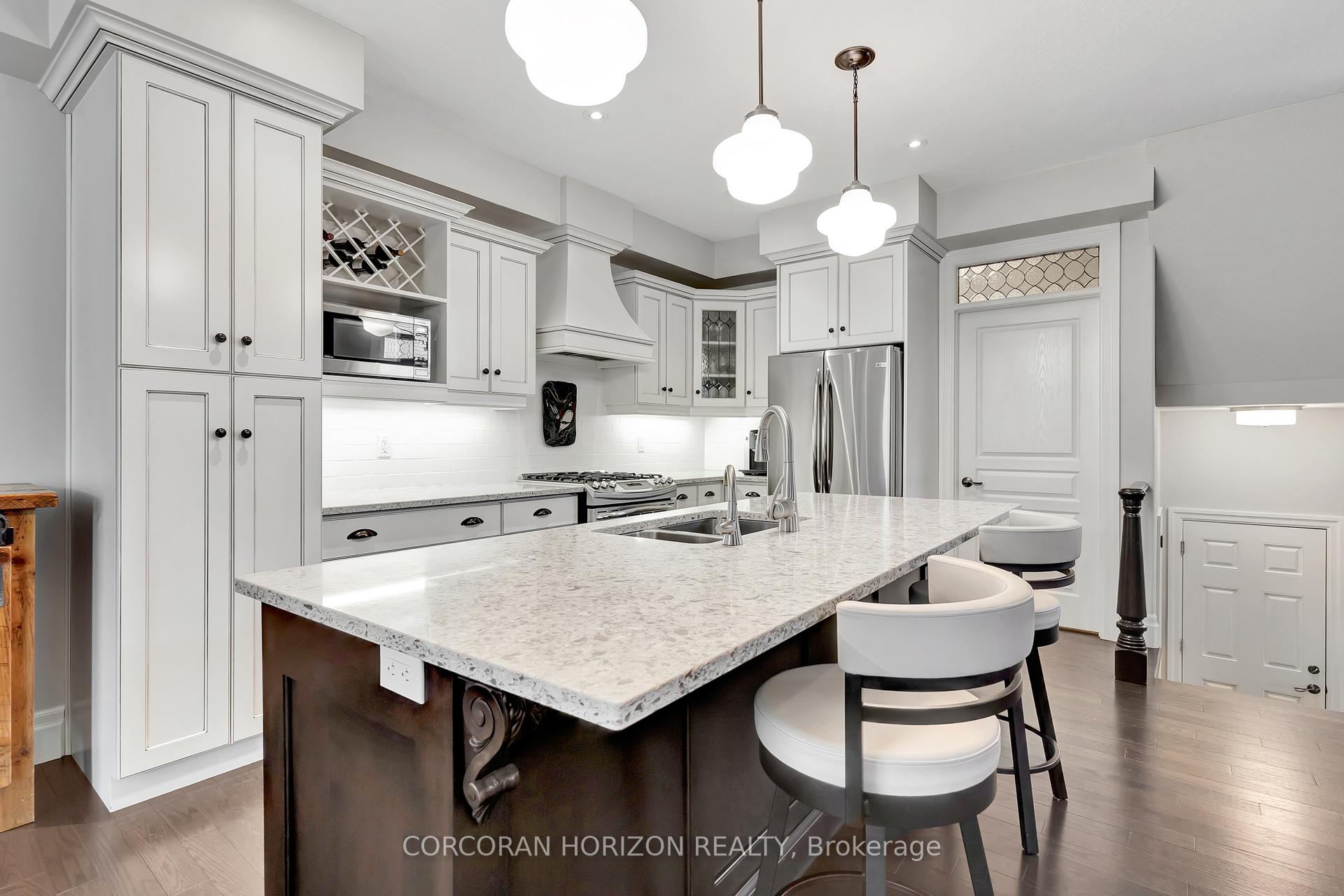 Photo 11 of 136 Oak Park Drive, Waterloo, Eastbridge — HOMEH