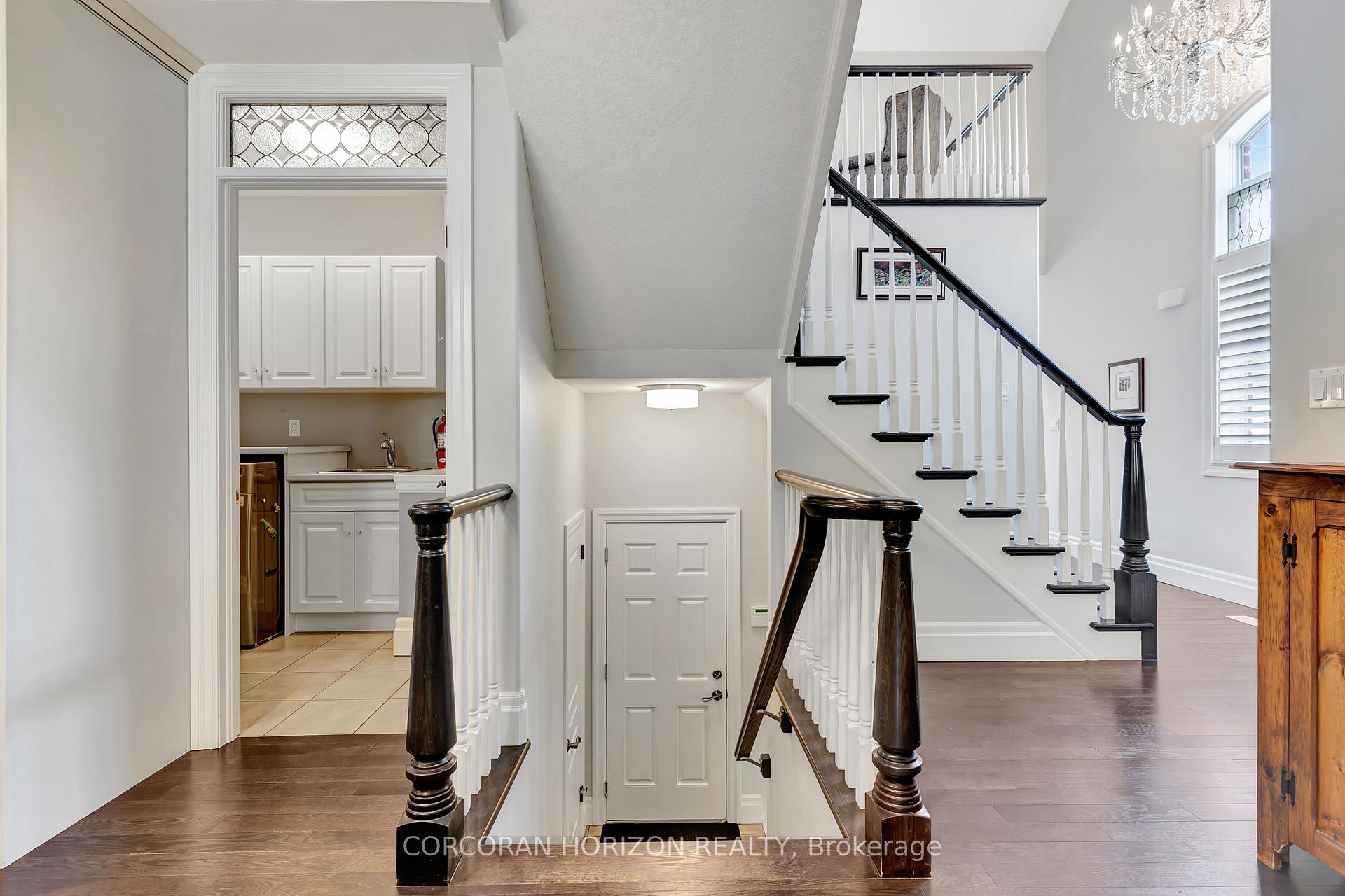 Photo 18 of 136 Oak Park Drive, Waterloo, Eastbridge — HOMEH
