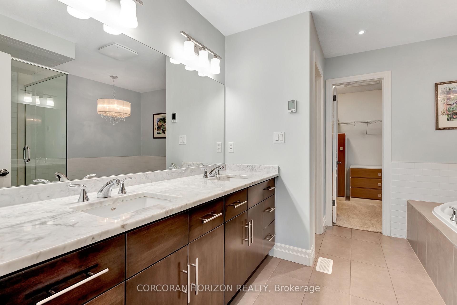 Photo 26 of 136 Oak Park Drive, Waterloo, Eastbridge — HOMEH