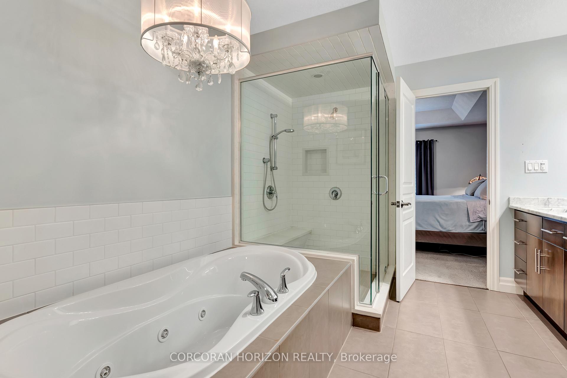 Photo 27 of 136 Oak Park Drive, Waterloo, Eastbridge — HOMEH