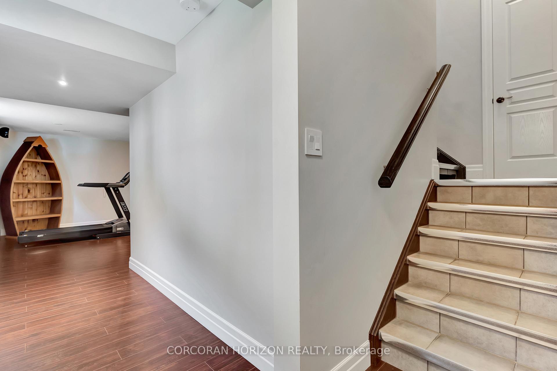 Photo 28 of 136 Oak Park Drive, Waterloo, Eastbridge — HOMEH