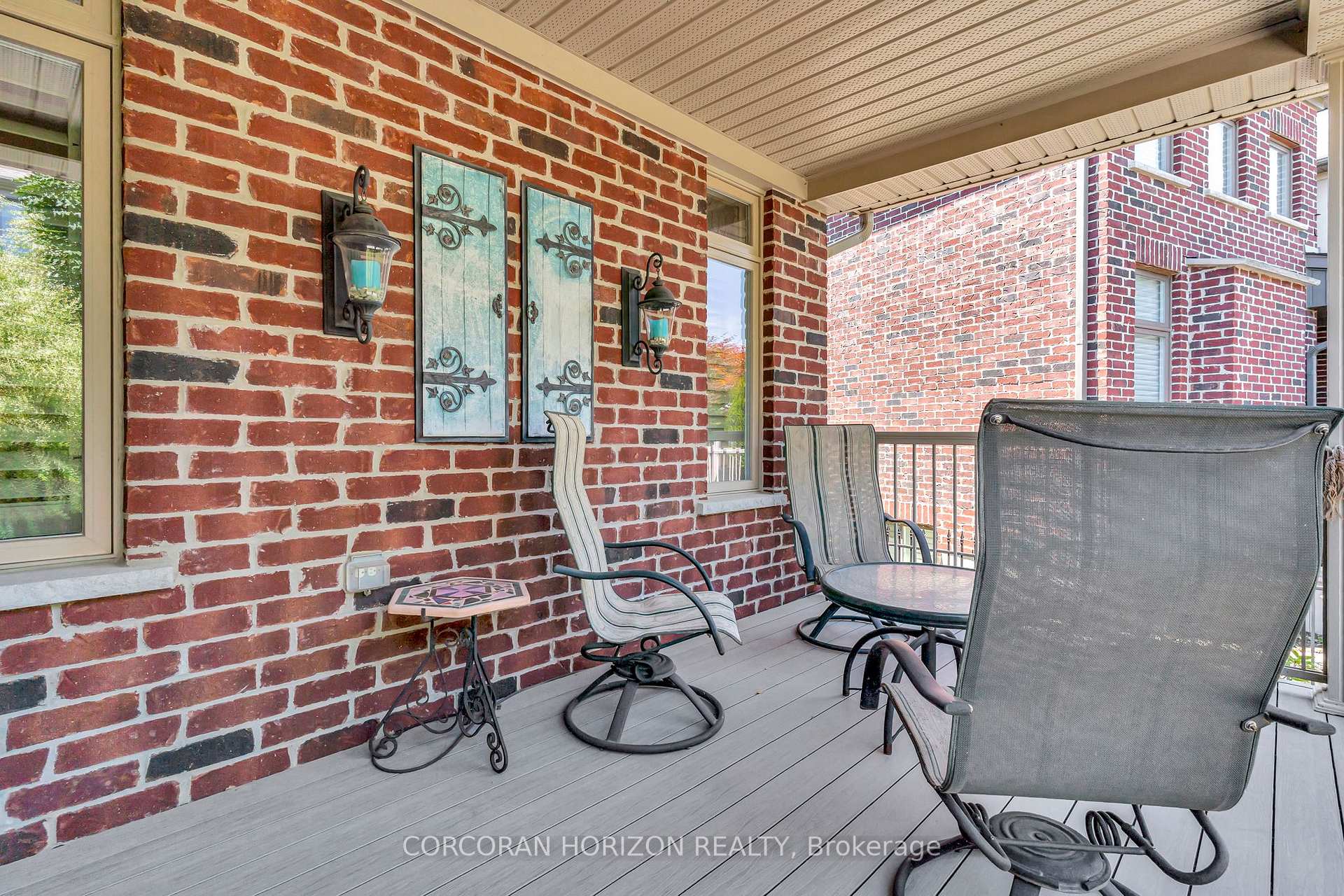 Photo 40 of 136 Oak Park Drive, Waterloo, Eastbridge — HOMEH
