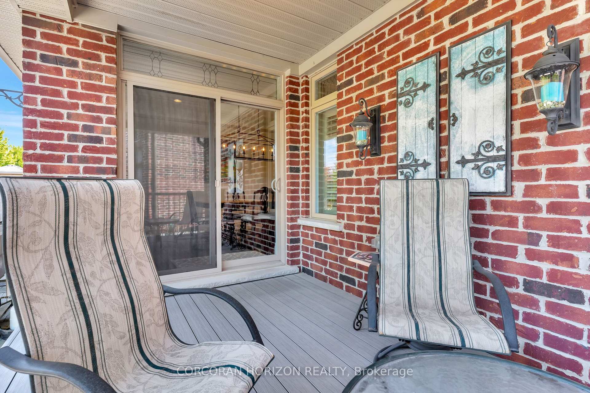 Photo 41 of 136 Oak Park Drive, Waterloo, Eastbridge — HOMEH