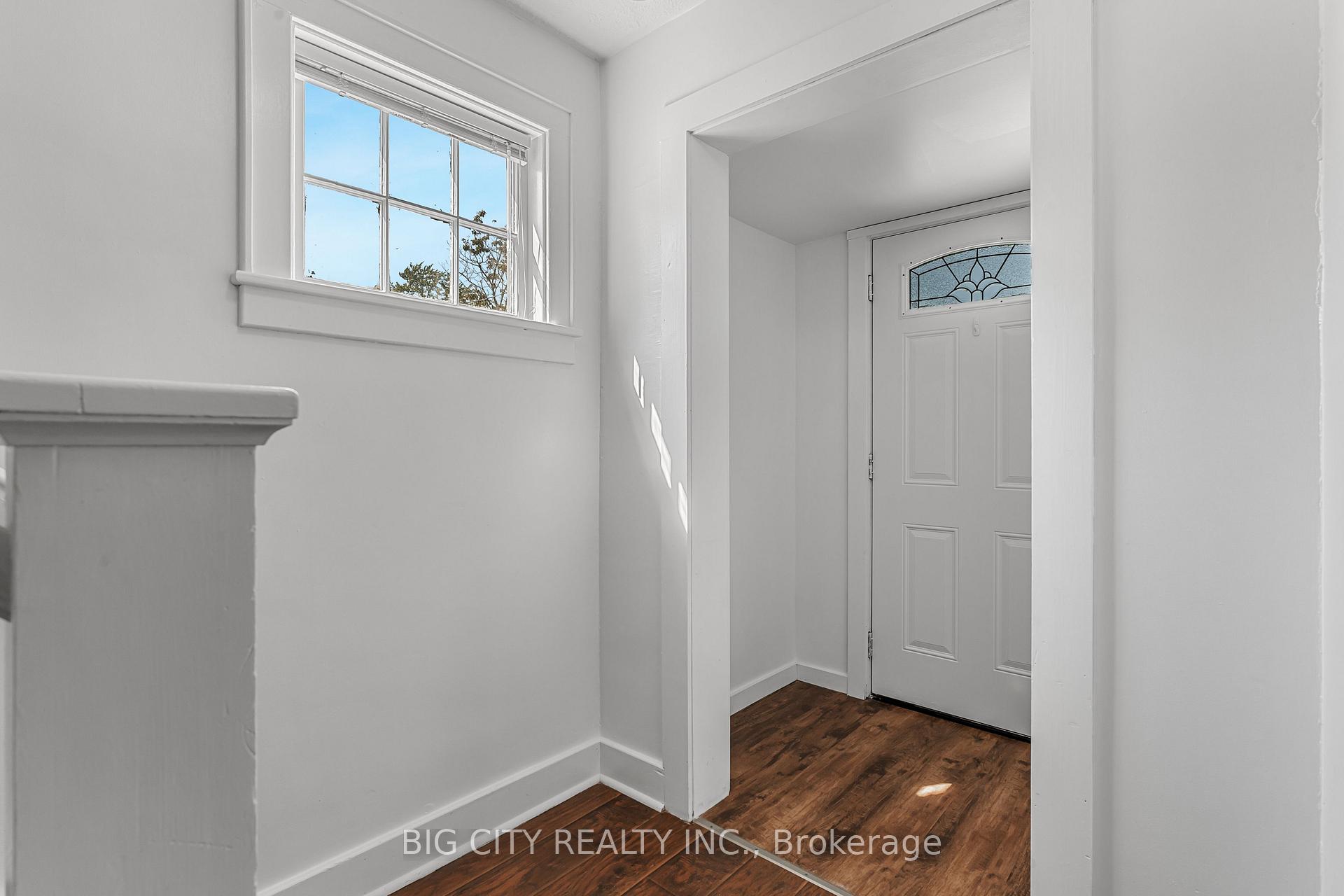 Photo 3 of 53 Cady Street, Welland, Lincoln/Crowland — HOMEH