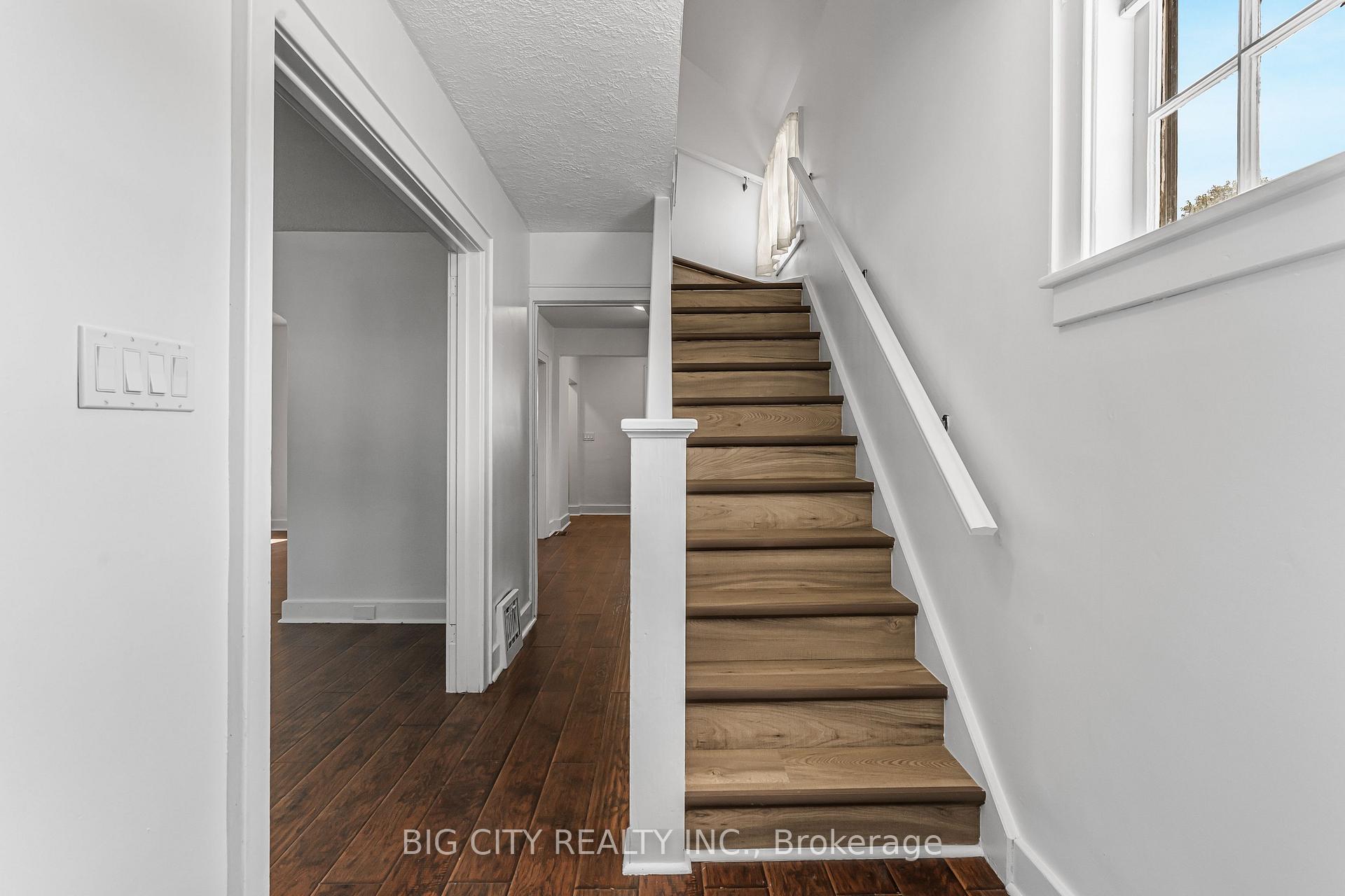 Photo 4 of 53 Cady Street, Welland, Lincoln/Crowland — HOMEH