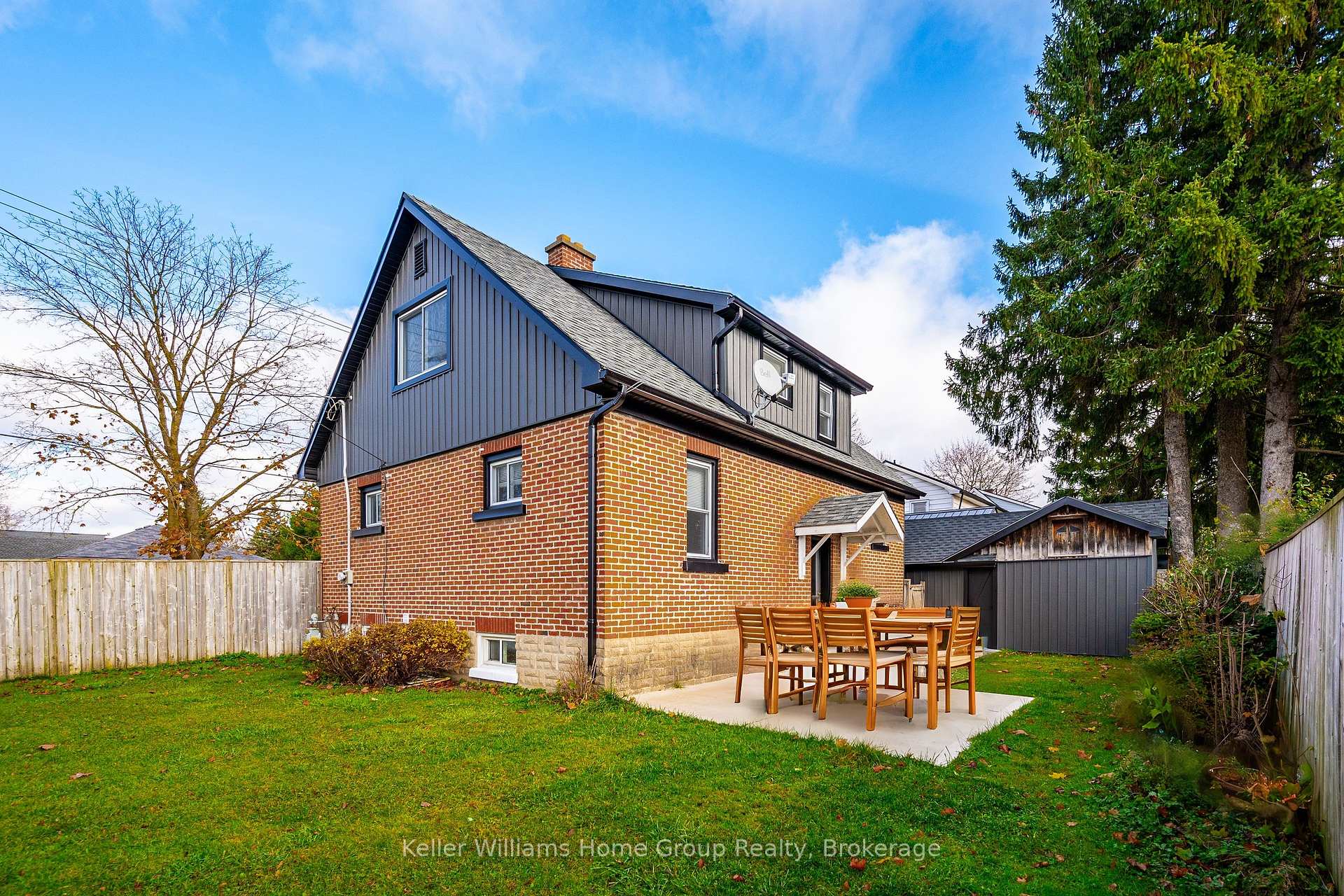 Photo 2 of 280 Waterloo Street, Wellington North, Mount Forest — HOMEH
