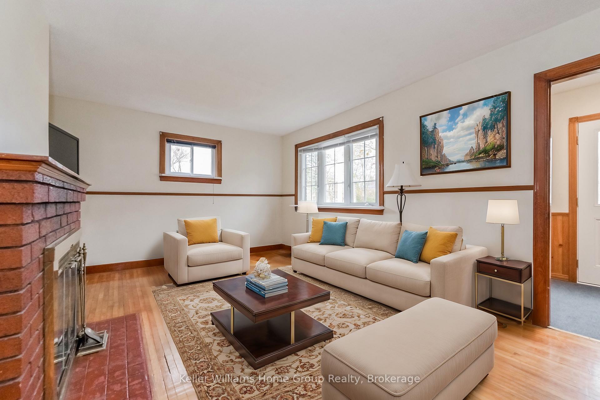 Photo 3 of 280 Waterloo Street, Wellington North, Mount Forest — HOMEH