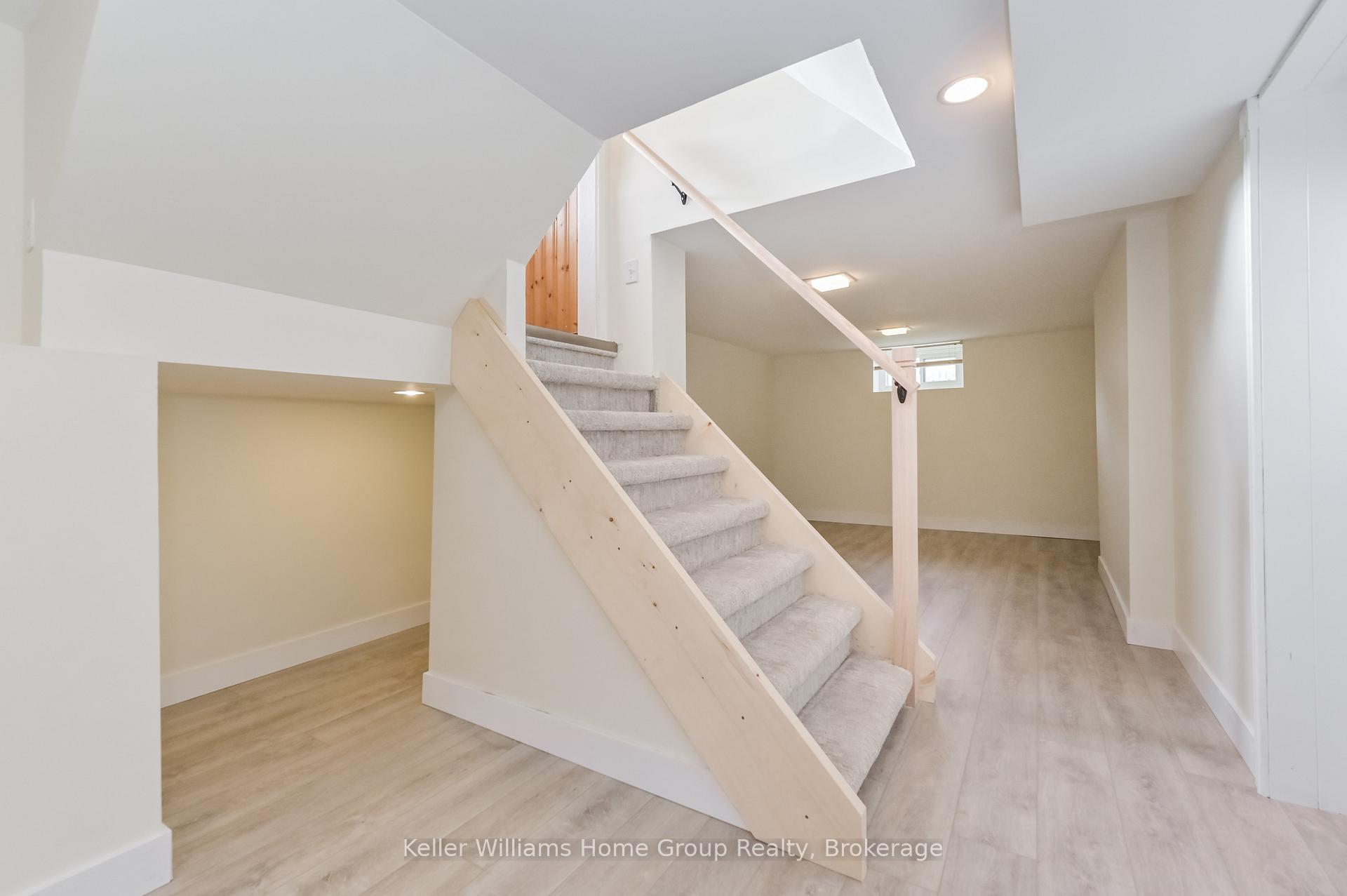 Photo 37 of 280 Waterloo Street, Wellington North, Mount Forest — HOMEH