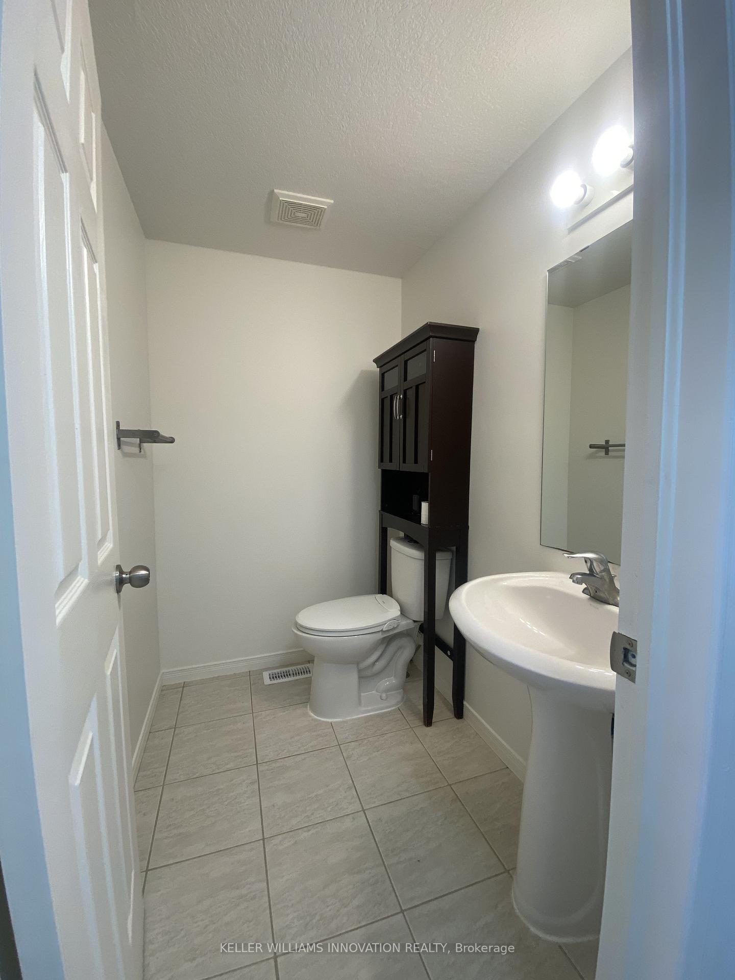 Photo 16 of 517 Virginia Creeper Street, Waterloo — HOMEH