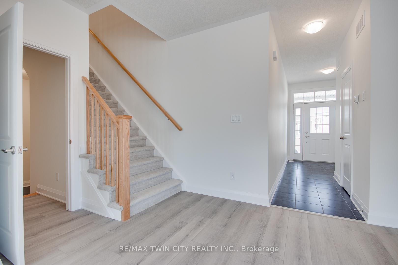 Photo 7 of 307 Raspberry Place, Waterloo — HOMEH