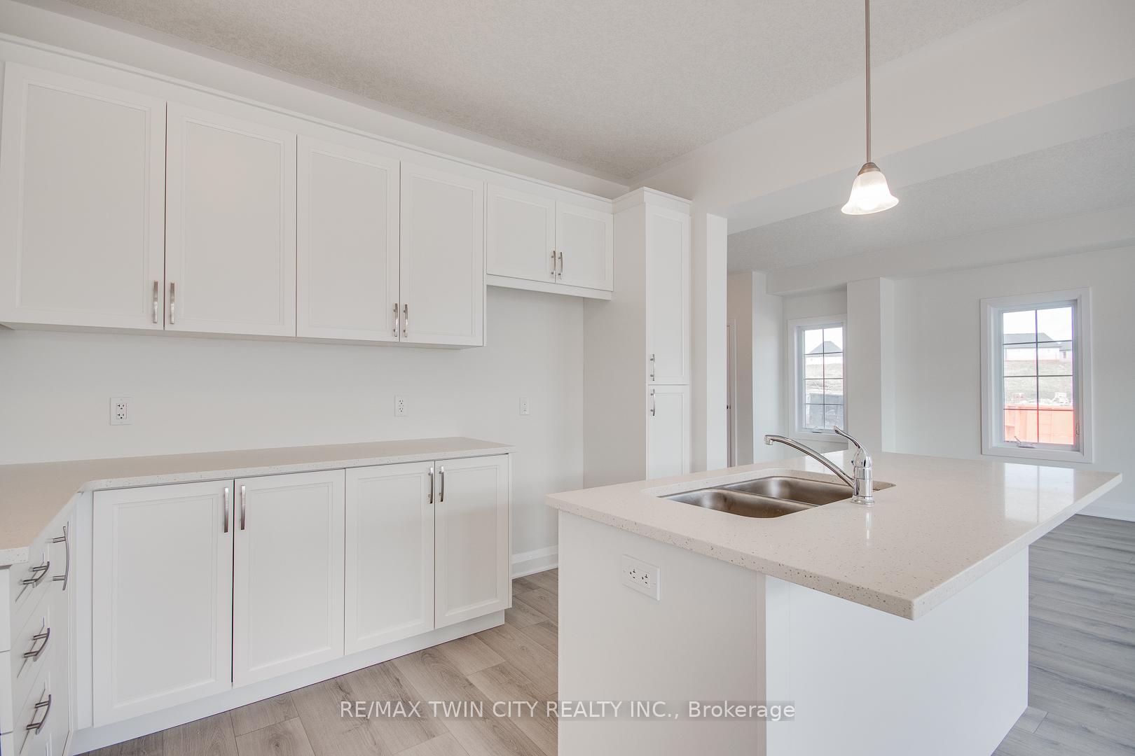 Photo 21 of 307 Raspberry Place, Waterloo — HOMEH
