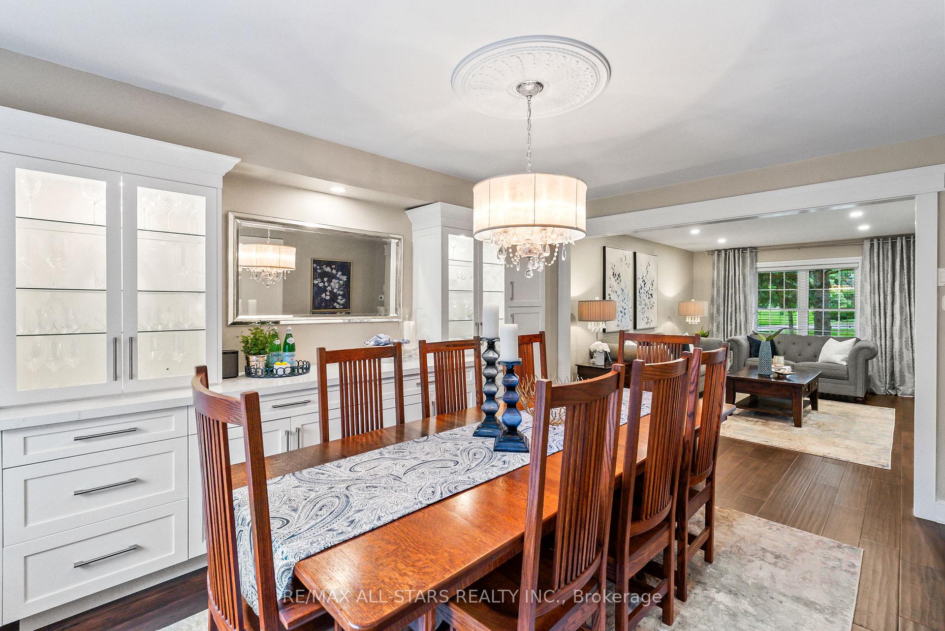 Photo 13 of 42 Galloway Crescent, Uxbridge — HOMEH