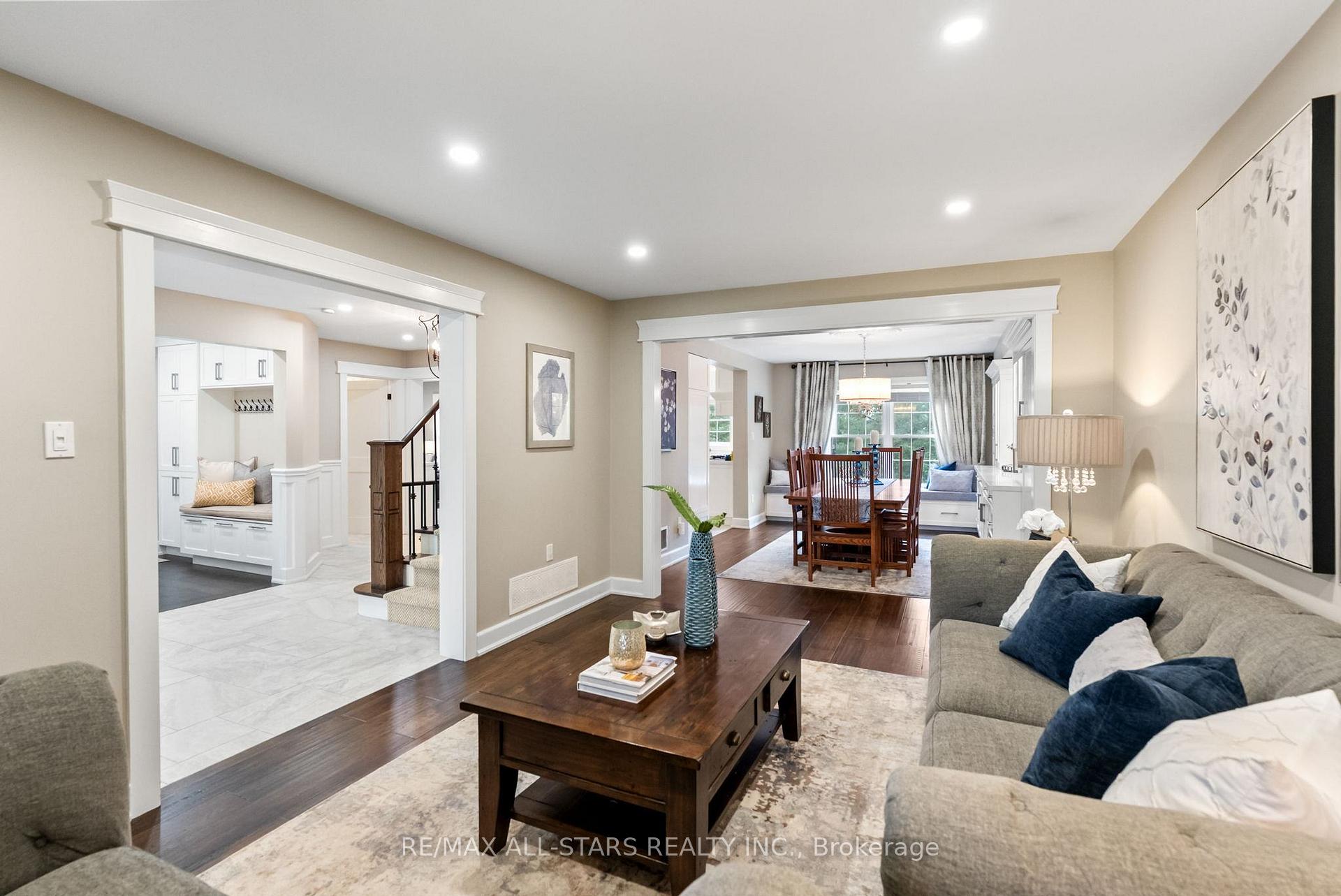 Photo 14 of 42 Galloway Crescent, Uxbridge — HOMEH