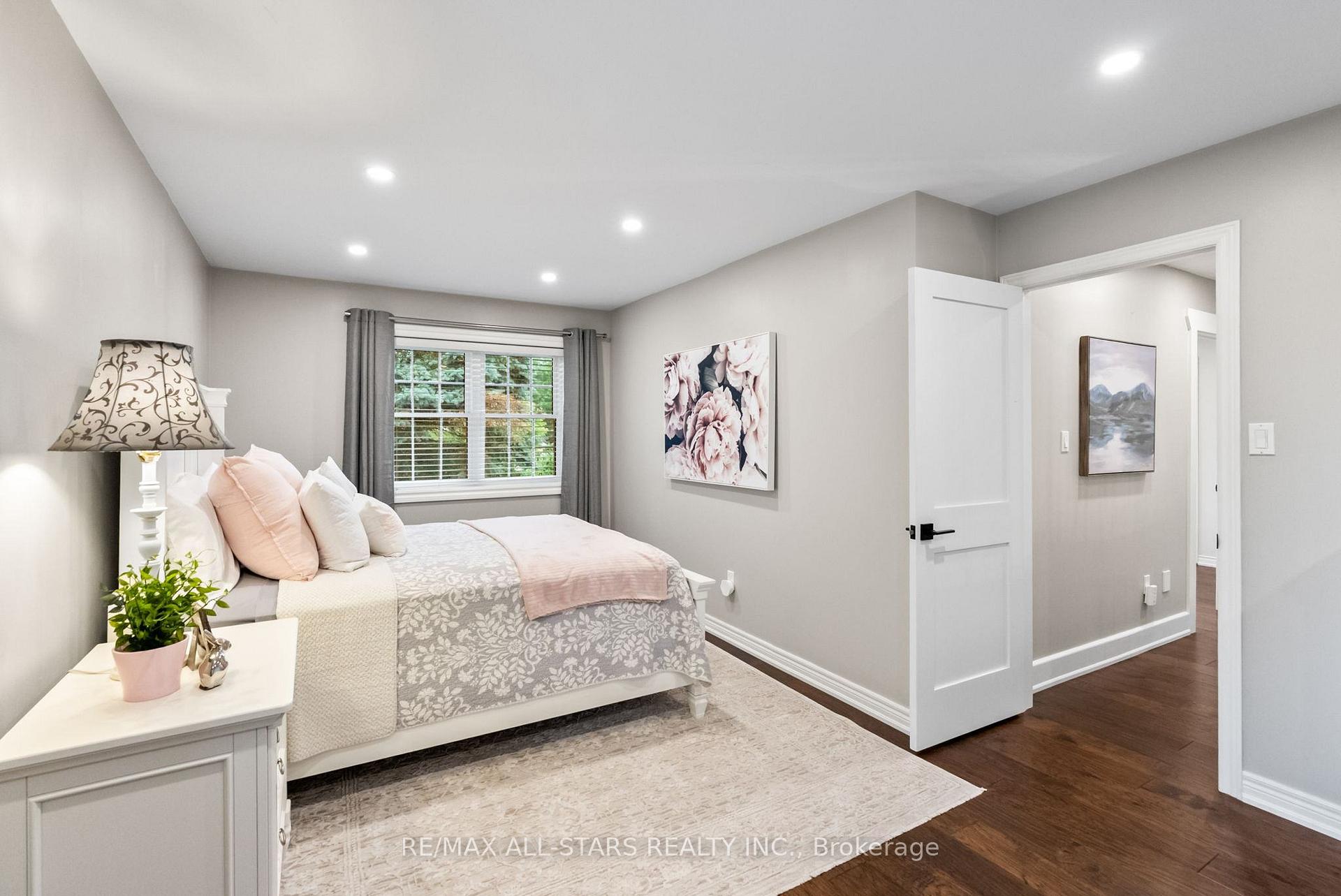 Photo 29 of 42 Galloway Crescent, Uxbridge — HOMEH