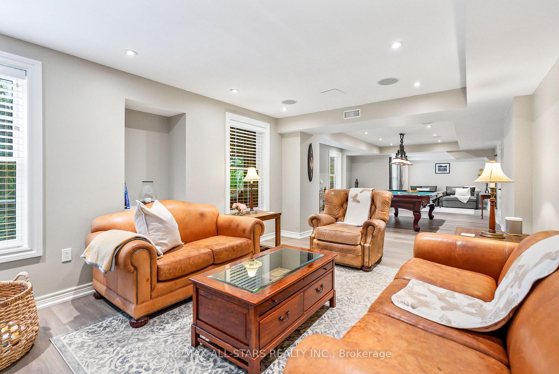 Photo 34 of 42 Galloway Crescent, Uxbridge — HOMEH
