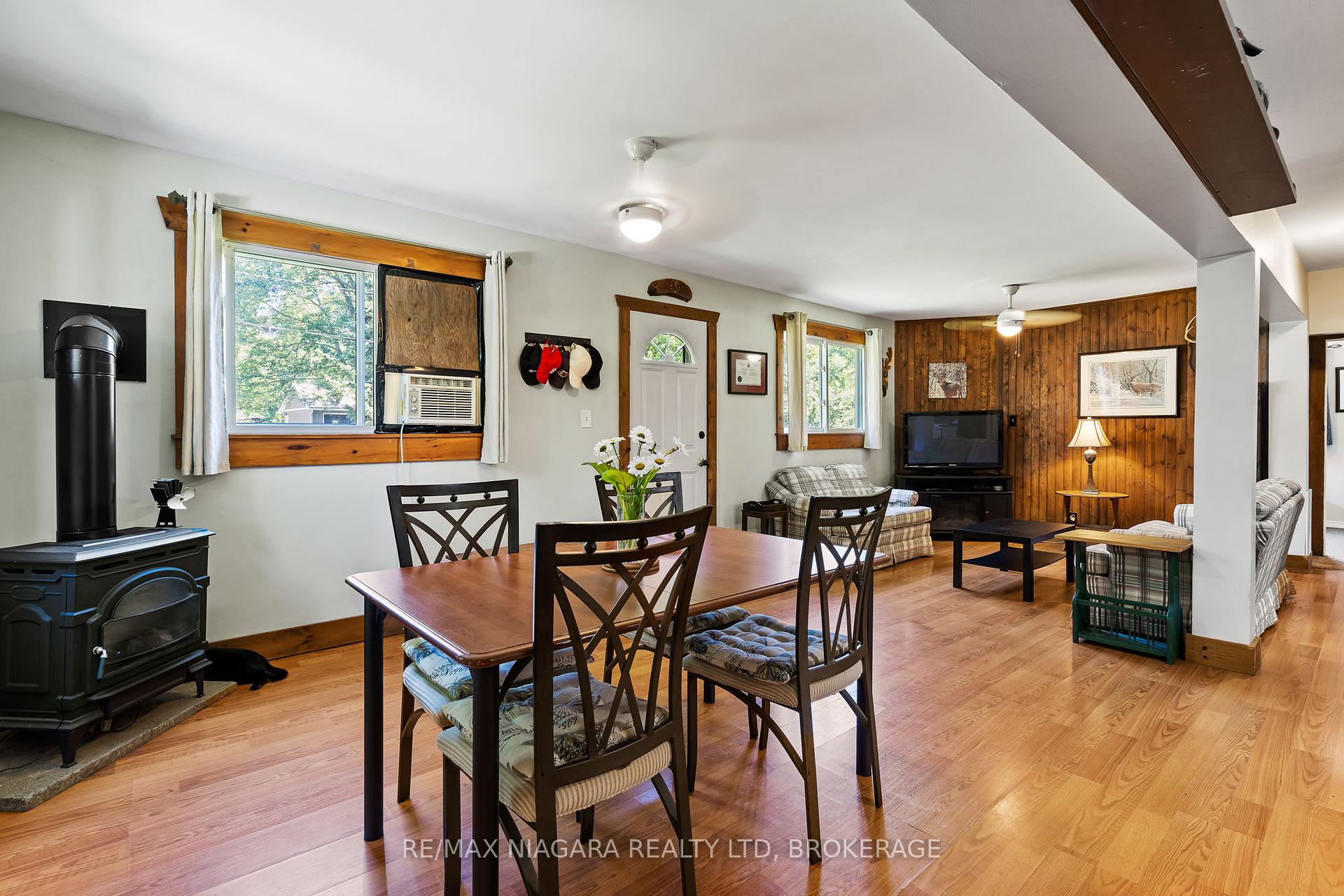 Photo 1 of 10567 Maplewood Drive, Wainfleet, Lakeshore — HOMEH